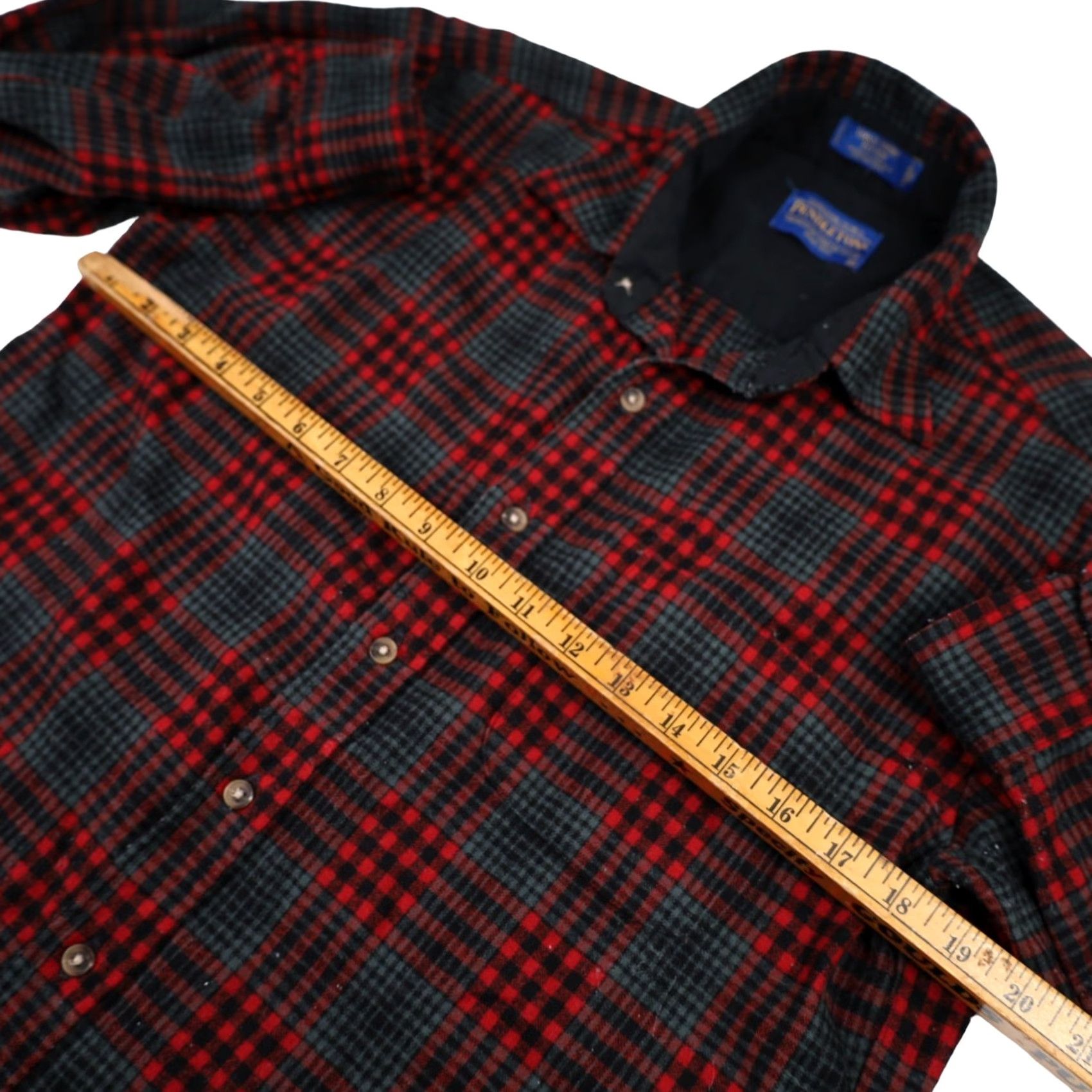 Pendleton Pendleton Mens M %100 Wool Lodge Shirt Multicolor Button-Up Long Sleeve Regular Adult Medium Mens Size US M / EU 48-50 / 2 - 5 Thumbnail