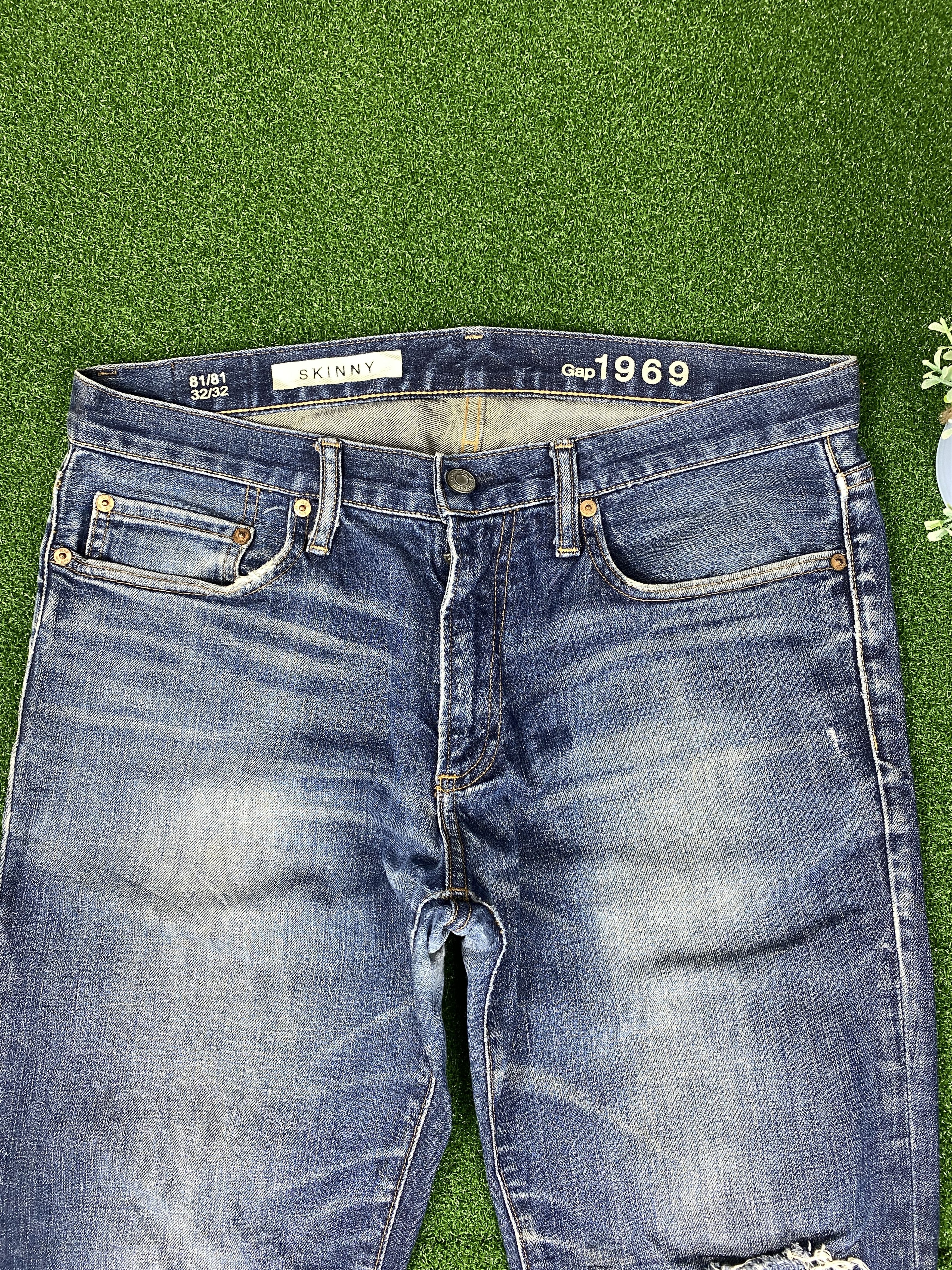 Gap Vintage Gap Distressed Faded Blue Jeans CP0041 Size US 35 - 2 Thumbnail