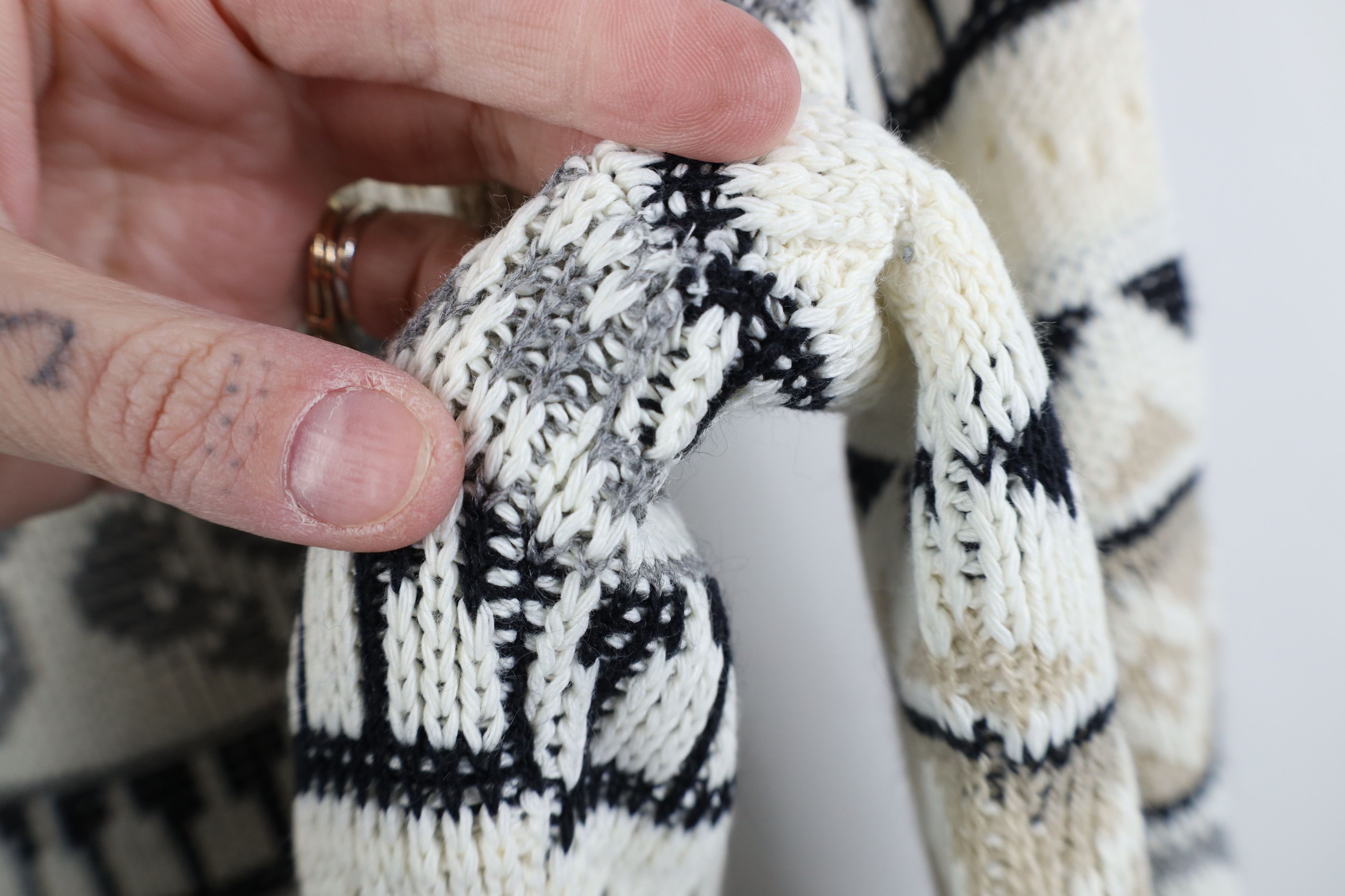 Vintage Vintage 90s Streetwear Fair Isle Knit Collared Sweater USA Size S / US 4 / IT 40 - 6 Thumbnail