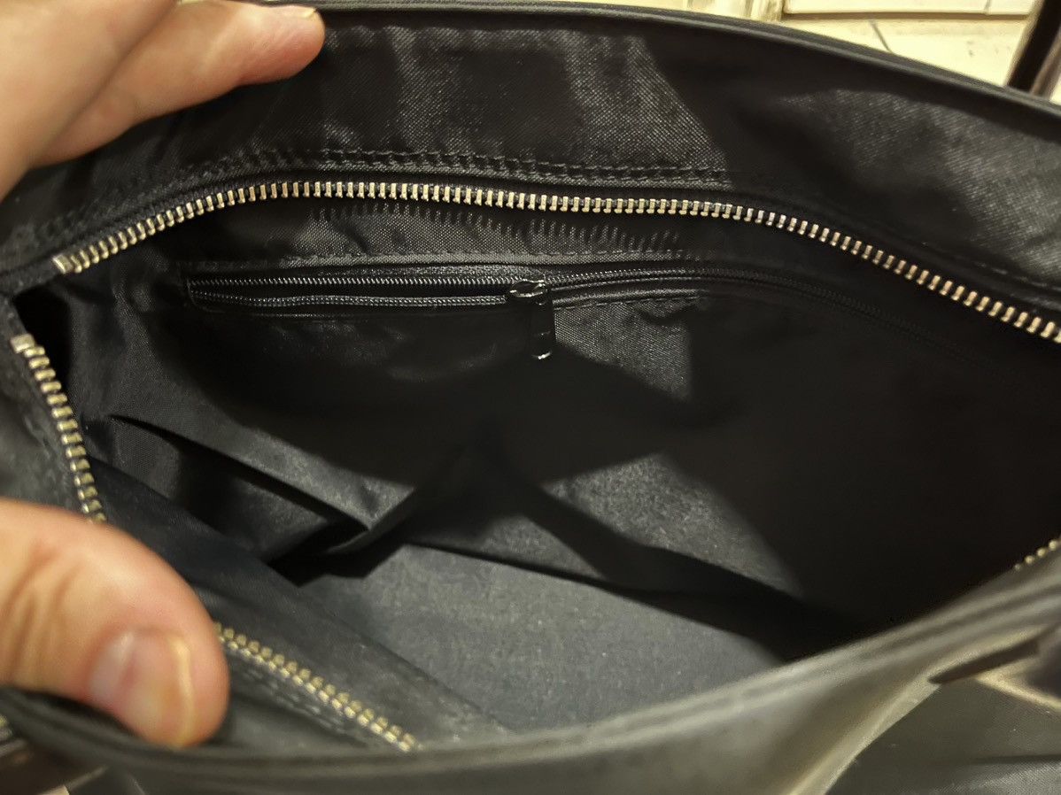 Burberry Burberry Leather Handle Nylon Tote Bag Size ONE SIZE - 7 Thumbnail