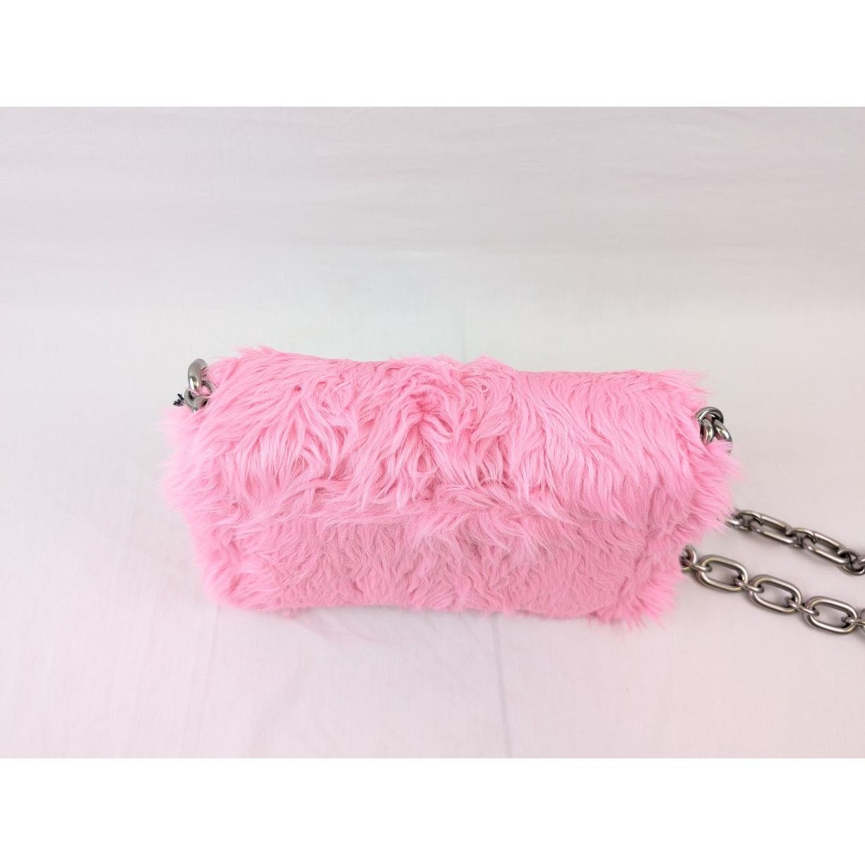 Balenciaga o1rshd1 Size: OS / Fake Fur Shoulder Bag in Pink Size ONE SIZE - 8 Thumbnail