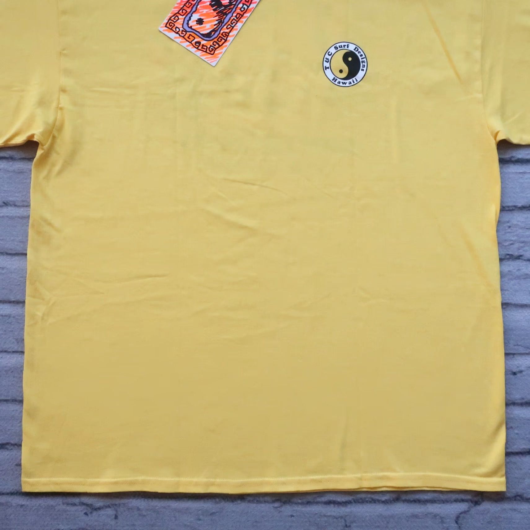 Vintage VINTAGE T&C Surf Shirts Town & Country Tshirt USA Made in USA 80s Men XL Yellow Mens Tshirt 1986 Vintage Size US XL / EU 56 / 4 - 5 Thumbnail