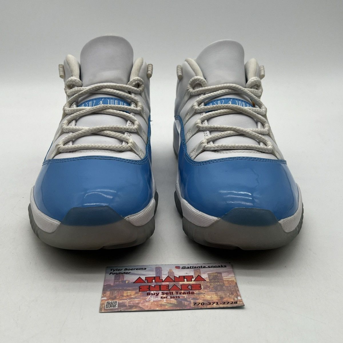 Jordan Brand Air Jordan 11 low unc Size US 8.5 / EU 41-42 - 2 Thumbnail
