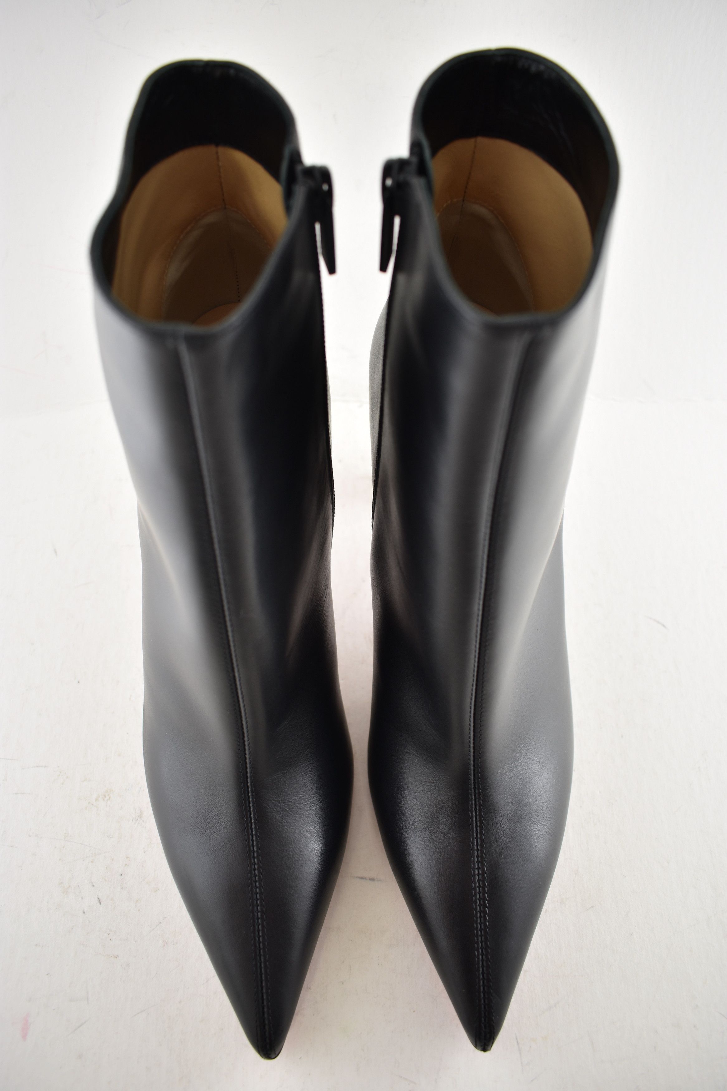 Christian Louboutin Vibella Booty 85 Black Calf Leather Pointed Heel Bootie 39 Size US 9 / IT 39 - 7 Thumbnail