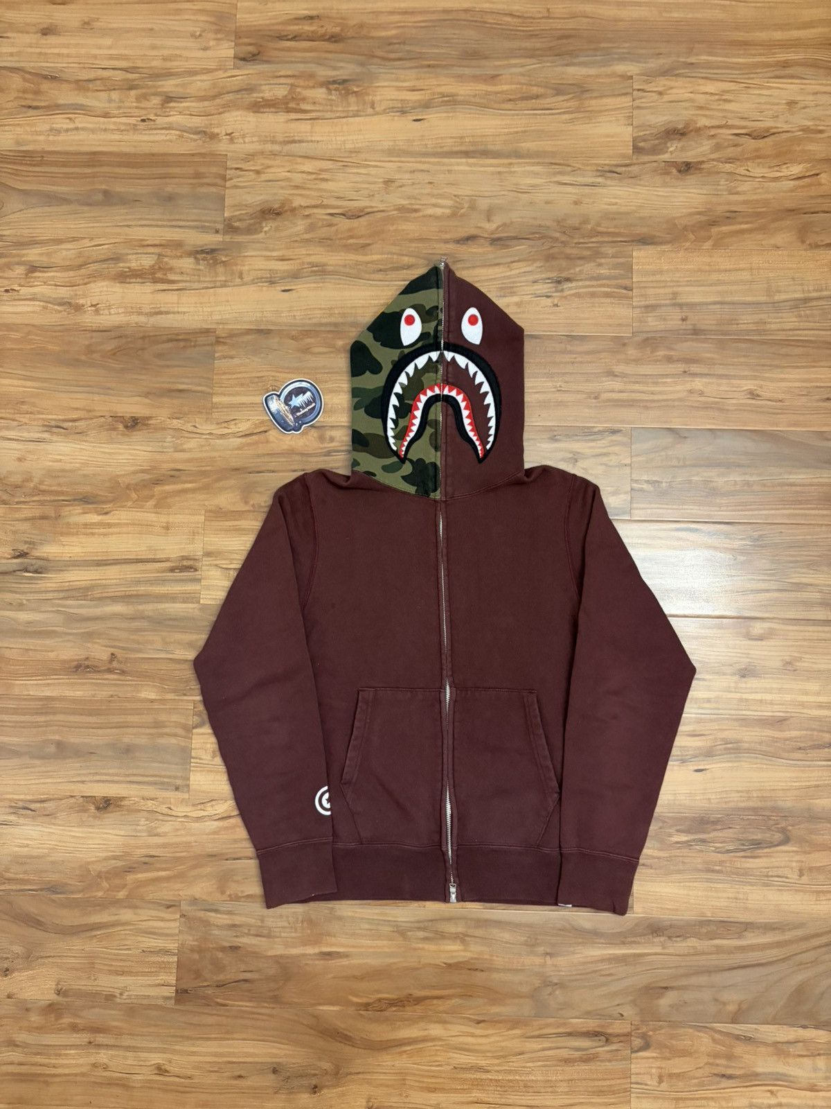 Bape Bape Burgundy / Green Camo Shark Full Zip Hoodie Size US S / EU 44-46 / 1 - 1 Thumbnail