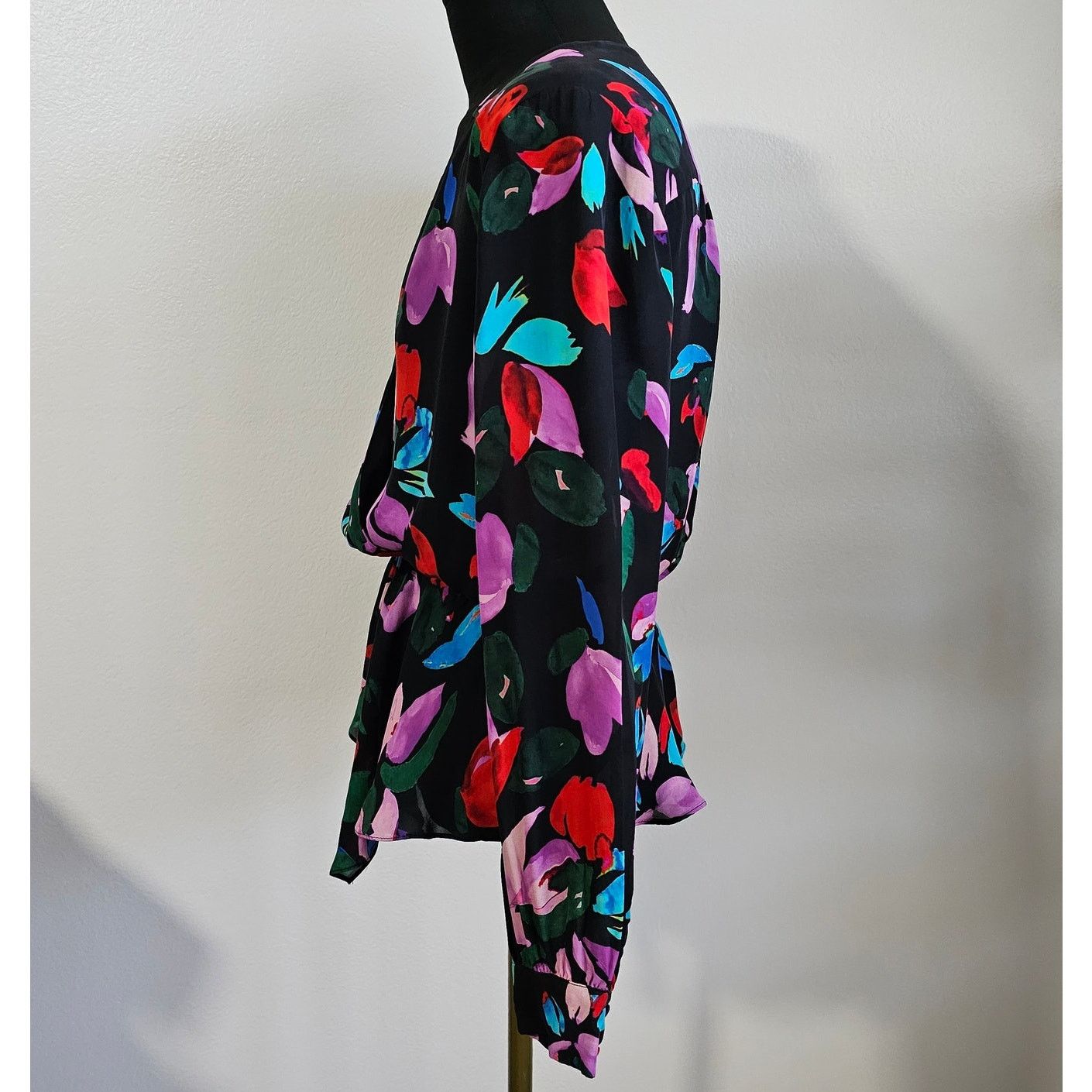 Parker Parker Silk Floral Alyssa V-Neck Asymmetric Peplum Blouse S Size S / US 4 / IT 40 - 6 Thumbnail