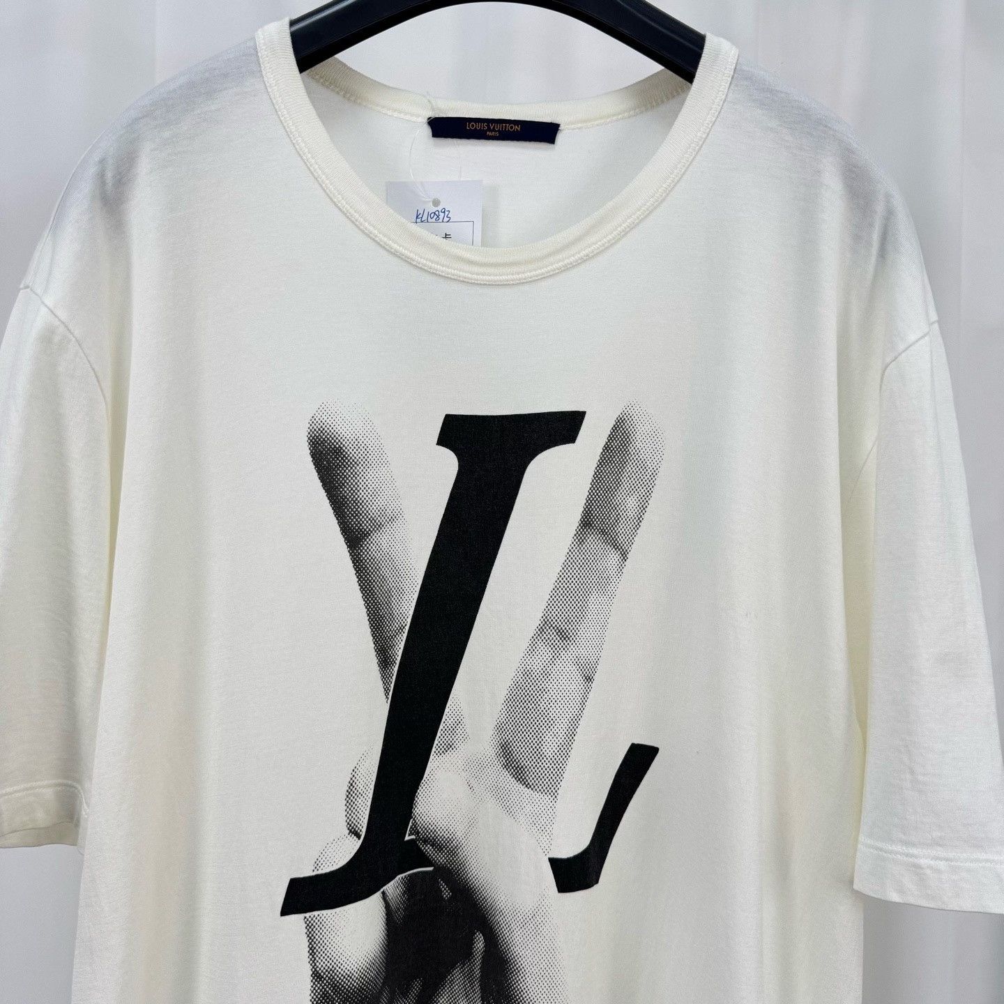 Louis Vuitton Louis Vuitton Gesture Letter Print T-Shirt Size US XL / EU 56 / 4 - 3 Thumbnail