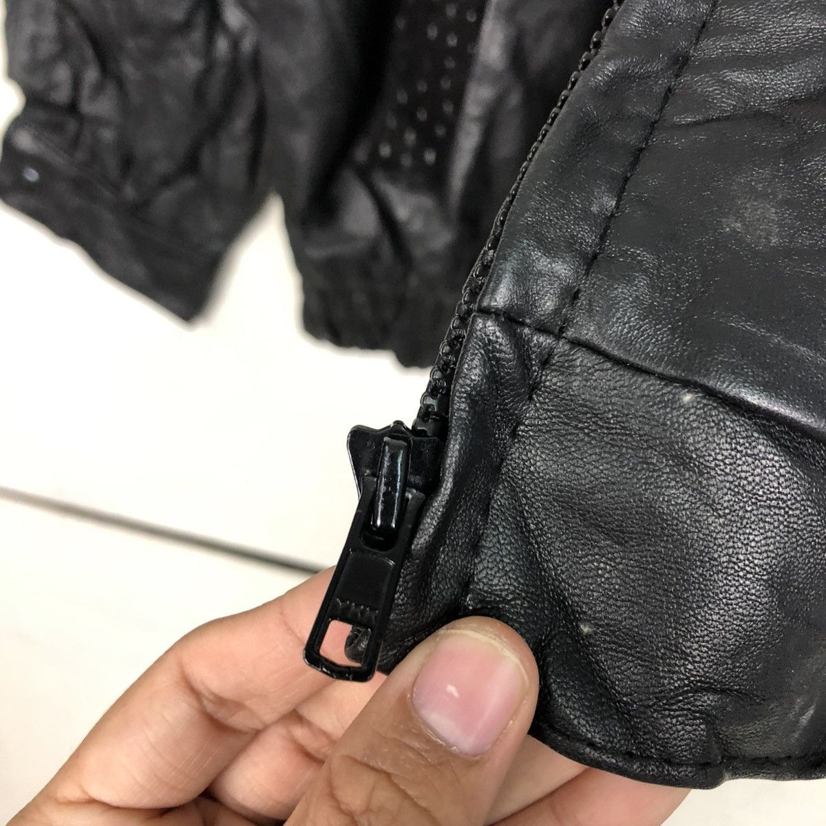 Genuine Leather 🔥VINTAGE UNBRANDED LEATHER BOMBER JACKET ISSEY MIYAKE Size US M / EU 48-50 / 2 - 18 Thumbnail