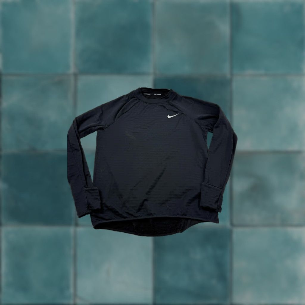 Nike Nike Therma Shirt Women M Black Long Sleeve Pullover Running Size M / US 6-8 / IT 42-44 - 1 Thumbnail