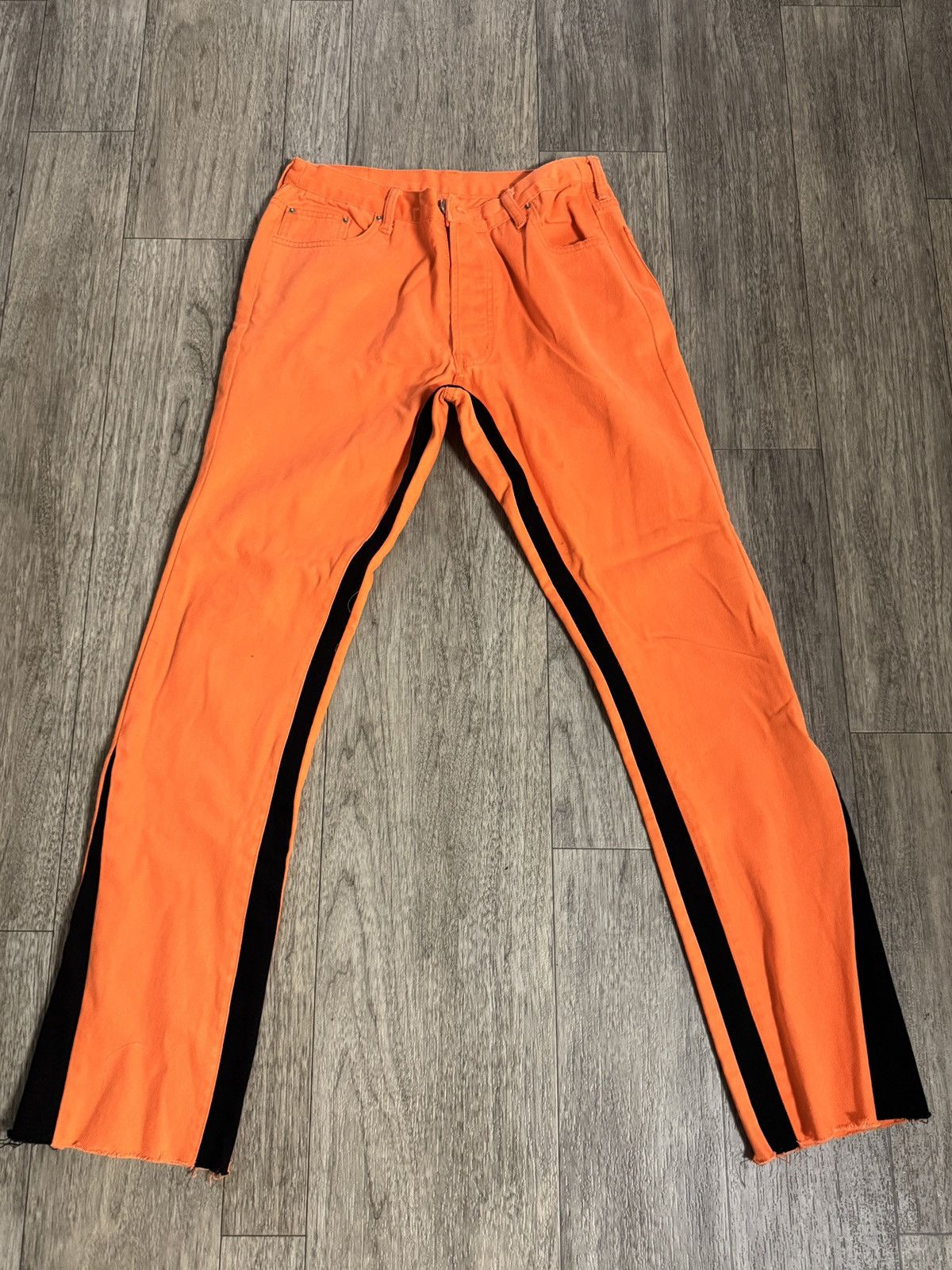 MNML (MNML) Orange Flared Pants Size US 34 / EU 50 - 2 Thumbnail