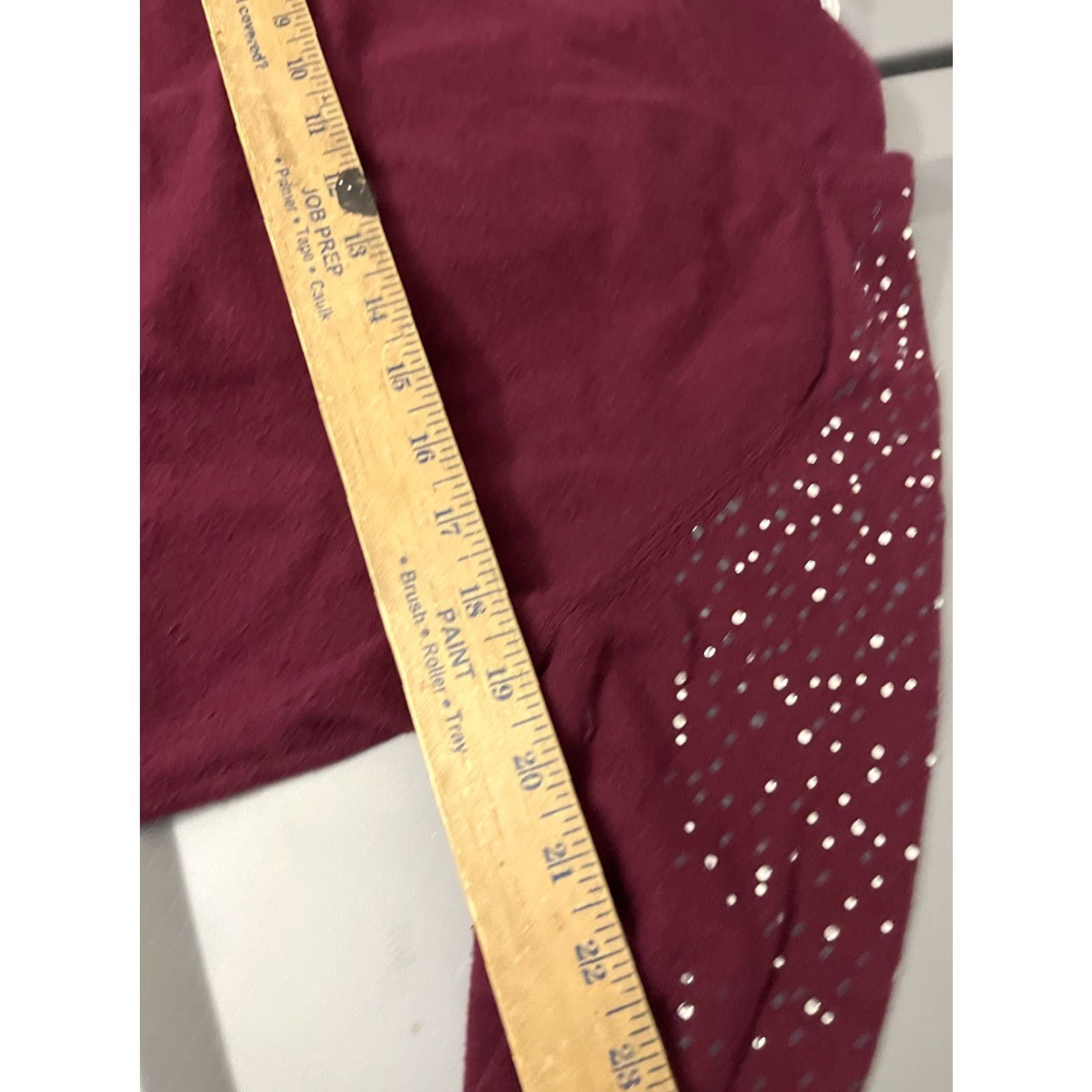 Vintage New York & Company Women’s Burgundy Rhinestone Bling Knit Pullover Sweater Long Sleeve Round Neck L Fall/Winter Size L / US 10 / IT 46 - 5 Thumbnail
