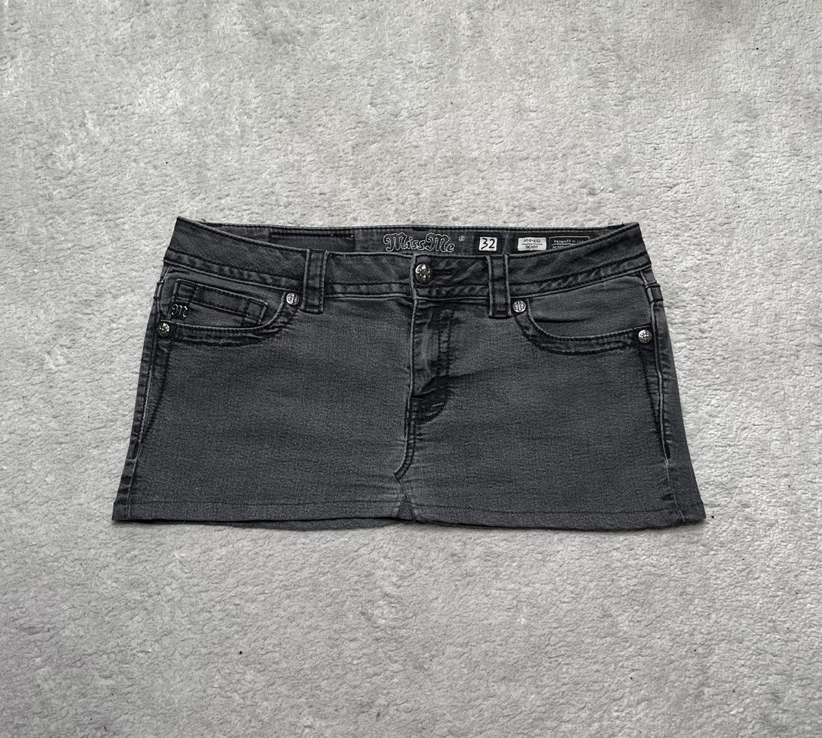Miss Me Vintage Grey Mini Denim Skirt Basic Miss Me Low Rise Hip Size 31" - 5 Thumbnail