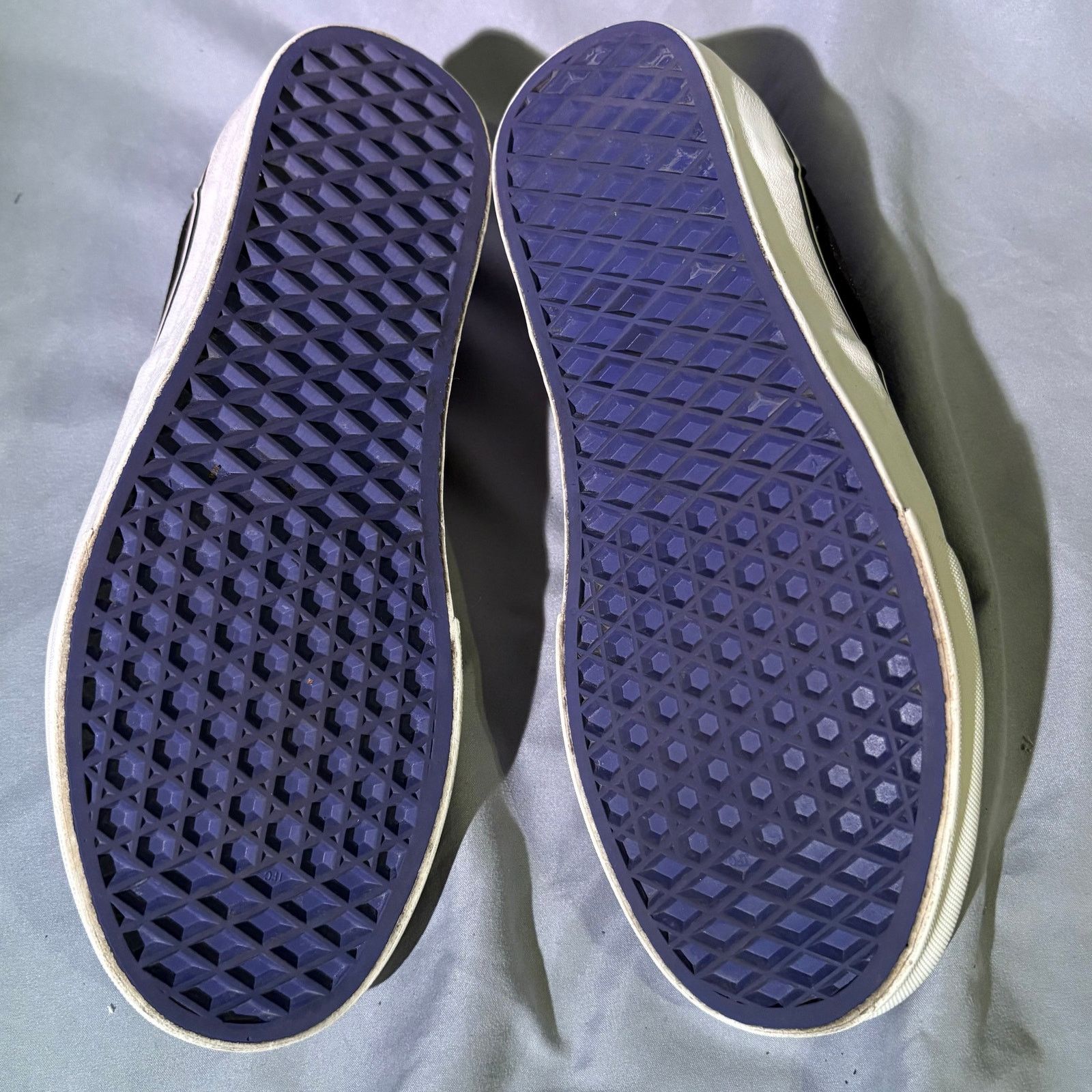 Vans Vans x Marvel Hulk Authentic Sneakers Men’s 6.5 Rare Collab Size US 6.5 / EU 39-40 - 5 Thumbnail