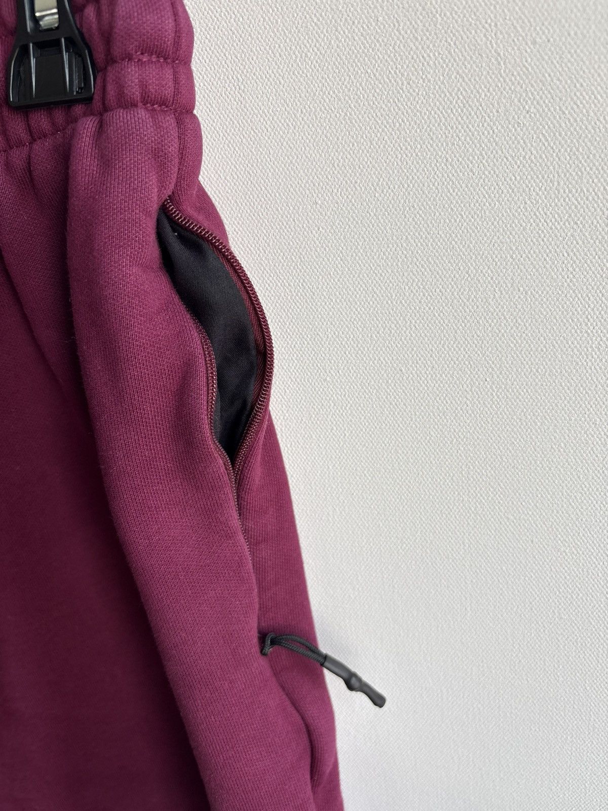 Zanerobe Zanerobe Burgundy Joggers Sweatpants Streetwear Hype Size US 32 / EU 48 - 7 Thumbnail