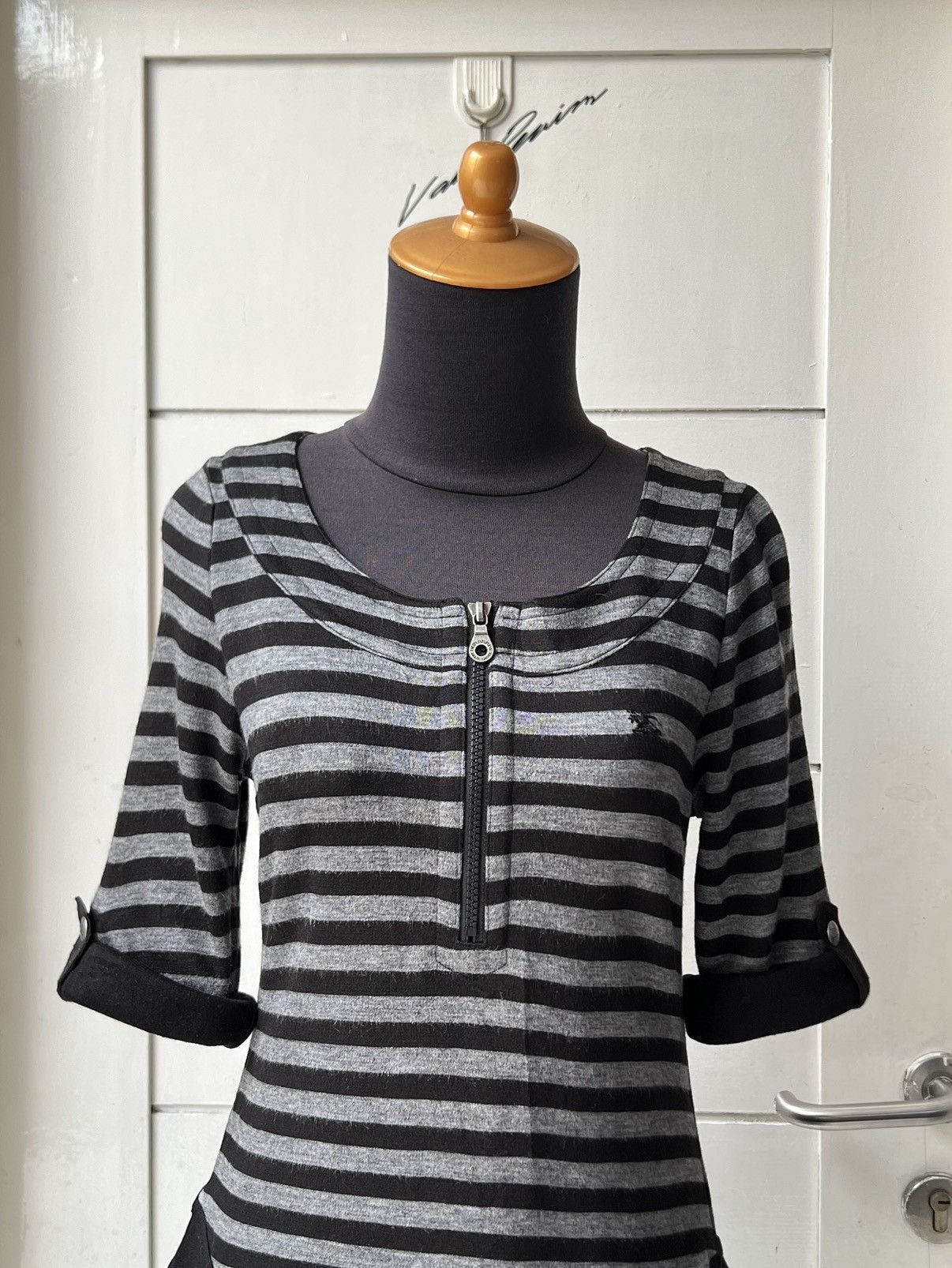 Burberry BURBERRY Striped Midi Dress Size XS / US 0-2 / IT 36-38 - 7 Thumbnail