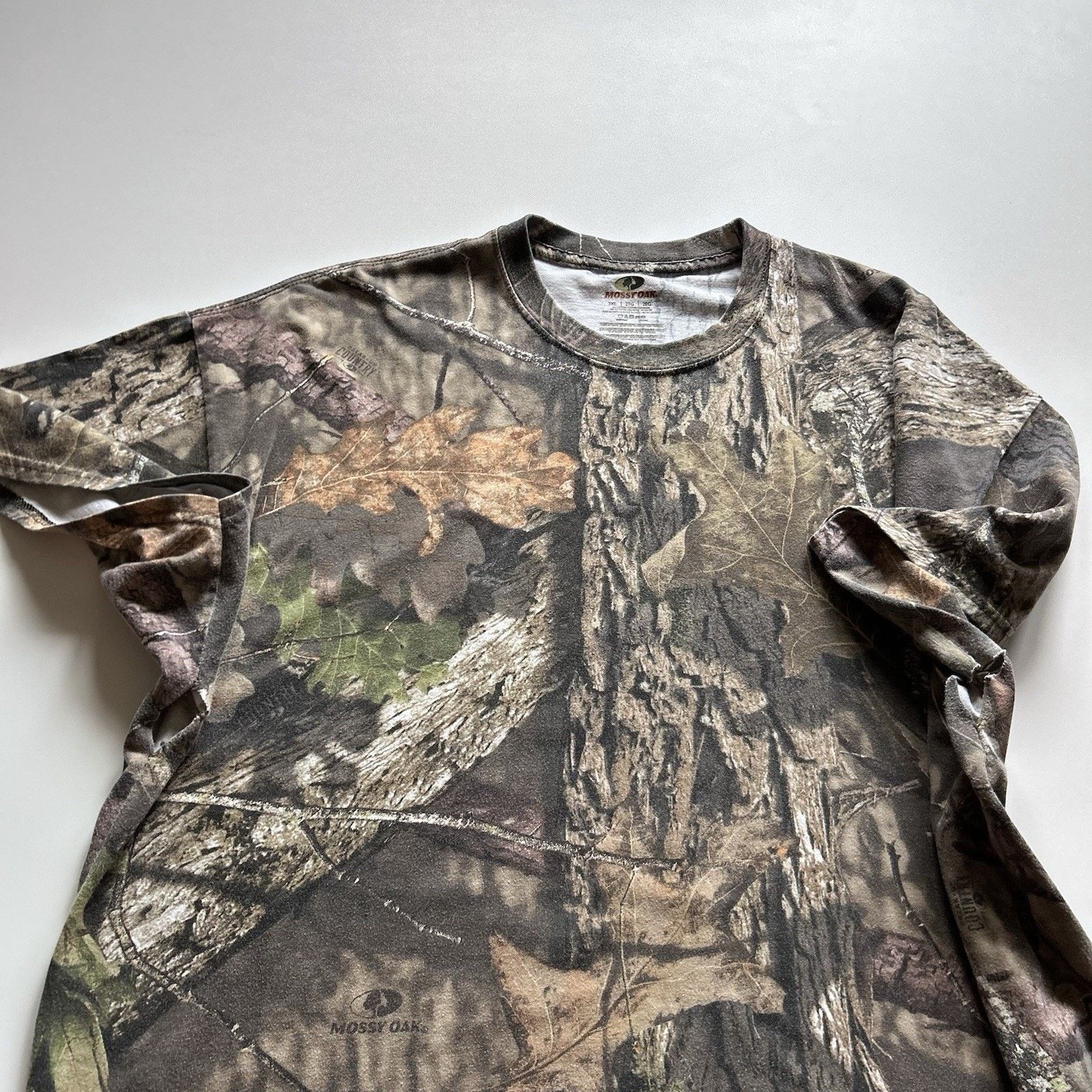 Realtree Vintage Y2K Mossy Oak Real Tree Camouflage T Shirt XL Rare Size US XL / EU 56 / 4 - 6 Thumbnail