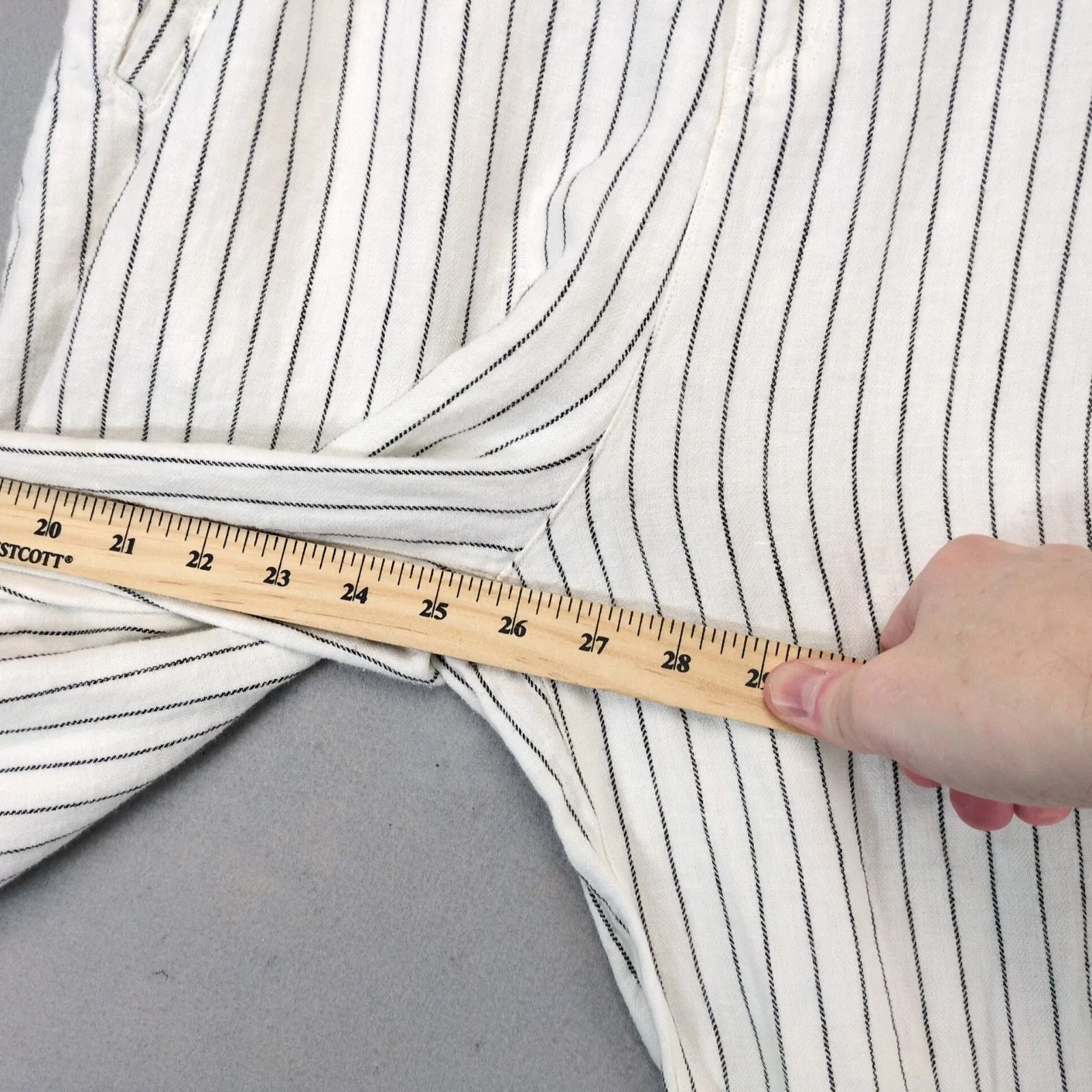 Rachel Zoe Rachel Zoe Striped Linen Cotton Cuffed Pants L 32x26" Crop Size 34" / US 12 / IT 48 - 4 Thumbnail