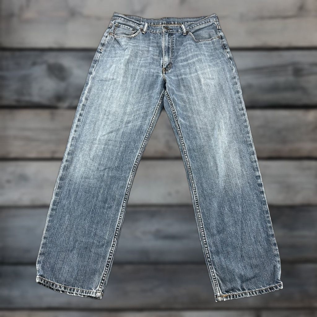 Levi's Levi's 550 Jeans Mens 36x32 Blue Relaxed Fit Straight Leg Distressed Light Wash 90s USA Jeans Mens Regular Size US 36 / EU 52 - 1 Thumbnail
