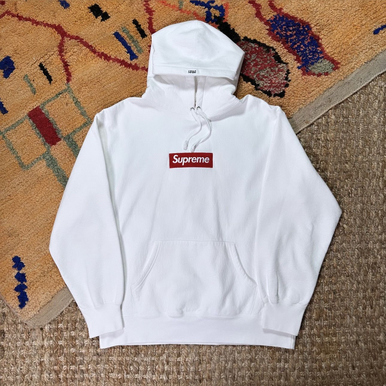 Supreme red on white box logo hoodie on sale