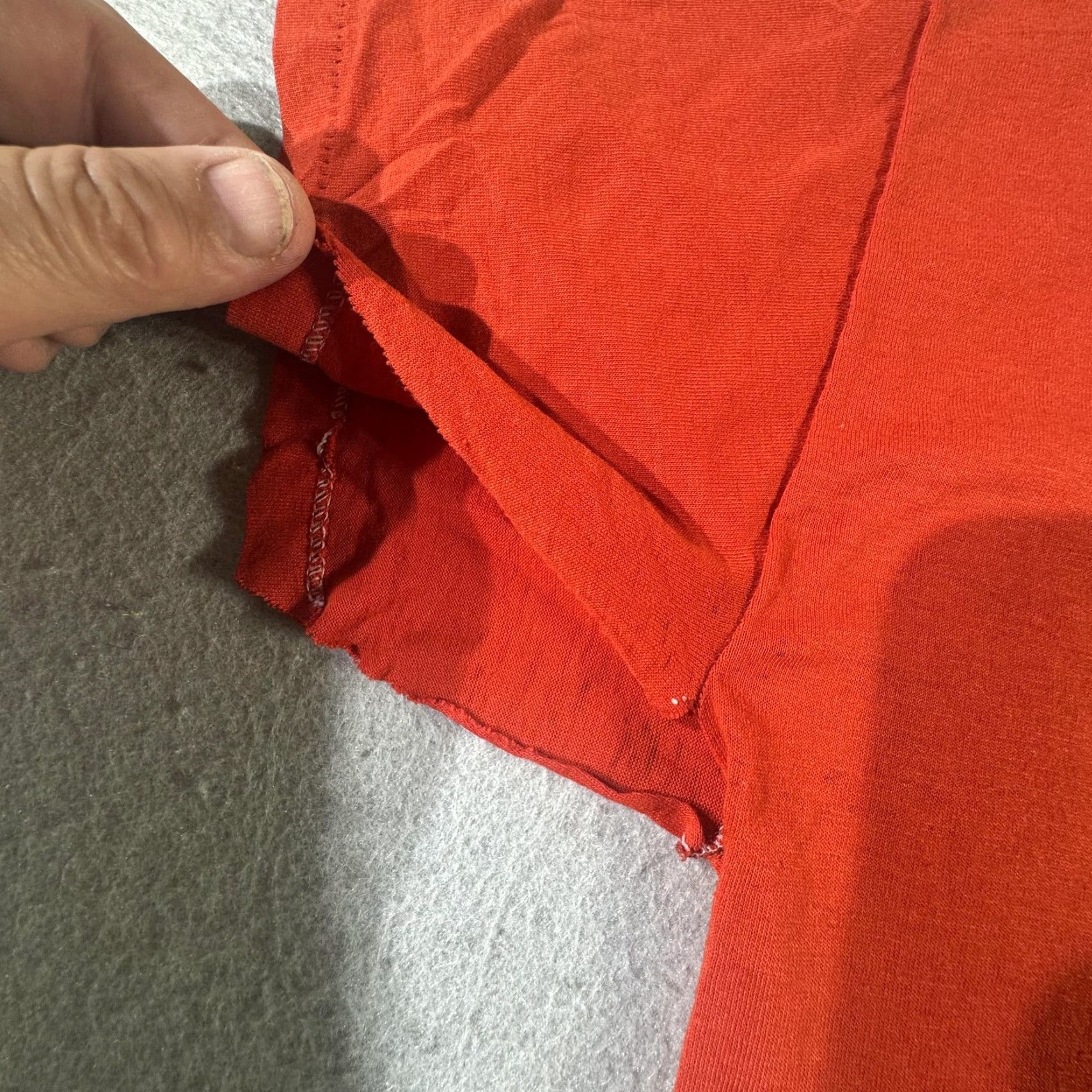 Russell Athletic VINTAGE Russell Athletic Shirt Mens XL Red 90s Tee Distressed Holes Single Stitch Crew Neck Short Sleeve Cotton Regular Tee Mens Size US XL / EU 56 / 4 - 6 Thumbnail