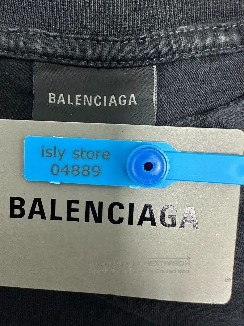 Balenciaga Balenciaga Logo Loose Round Neck Short Sleeve Size US S / EU 44-46 / 1 - 4 Thumbnail