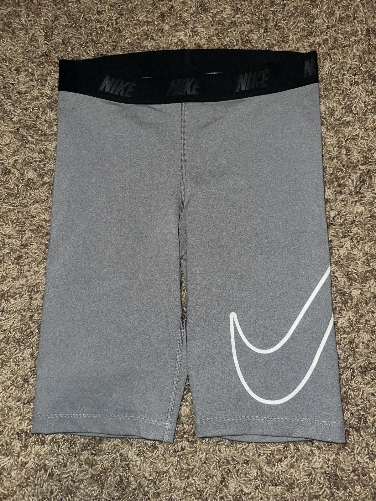 Nike Nike Pro Women’s Dri Fit Training Compression Shorts Sample Size 28" / US 6 / IT 42 - 1 Thumbnail