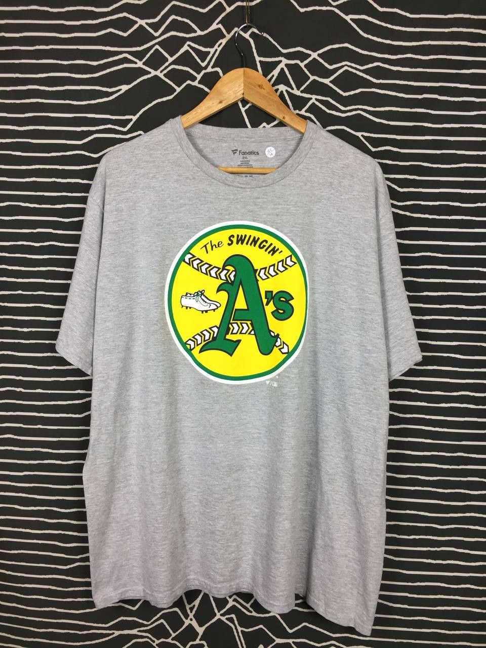 MLB × Sports Specialties × Vintage Fanatics Swingin' A's Oakland Athletics MLB Tee Size US XXL / EU 58 / 5 - 2 Thumbnail
