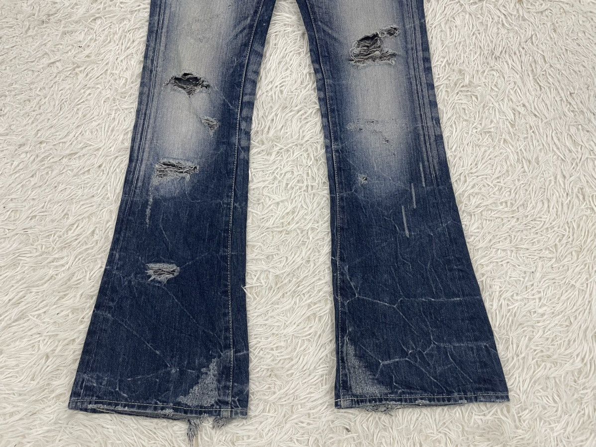 Vanquish Vanquish Gold Distress Flair Jeans Pant Made in Japan Size 31" - 3 Thumbnail