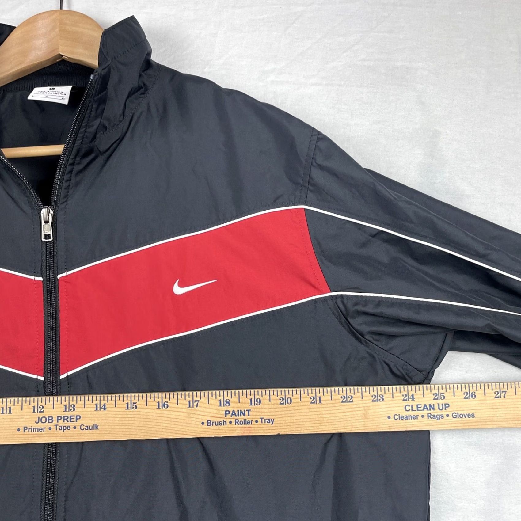 Nike Nike Track Jacket Mens Large Black Red Full Zip Windbreaker Size US L / EU 52-54 / 3 - 6 Thumbnail