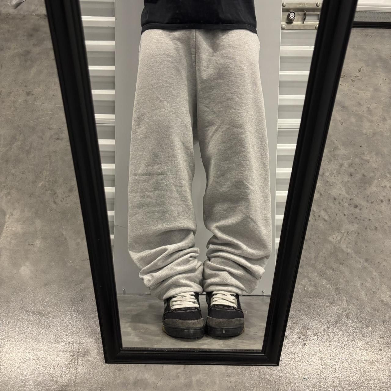 Japanese Brand × Vintage Crazy Vintage Y2K/2000s Baggy Light Grey Streetwear Essential Sweatpants! Size US 34 / EU 50 - 1 Thumbnail