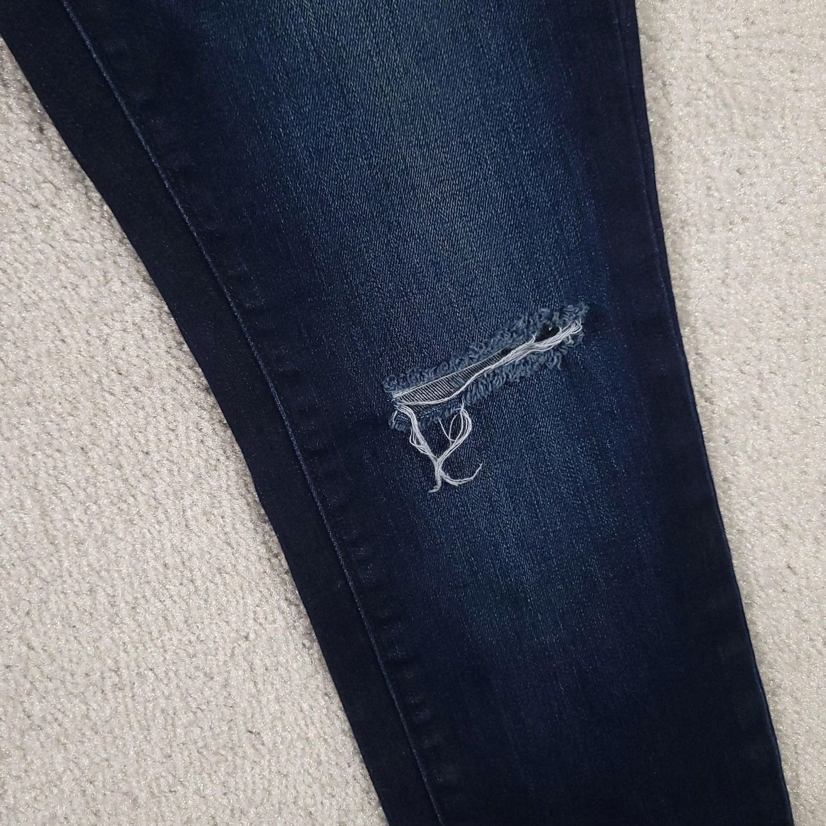 Loft LOFT Outlet Jeans Womens 4 Dark Wash Blue Modern Skinny Distressed Raw Hem Denim Jeans Womens 4 Dark Wash Blue Distressed Raw Hem Denim Size 27" / US 4 / IT 40 - 4 Thumbnail
