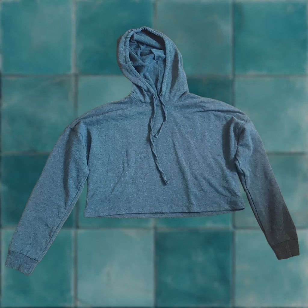 Fashion Nova Fashion Nova Hoodie Women Gray Drawstring Cropped - Size M - Pullover, Long Sleeve, Solid, Activewear, Casual, Travel, Party/Cocktail Size M / US 6-8 / IT 42-44 - 1 Thumbnail