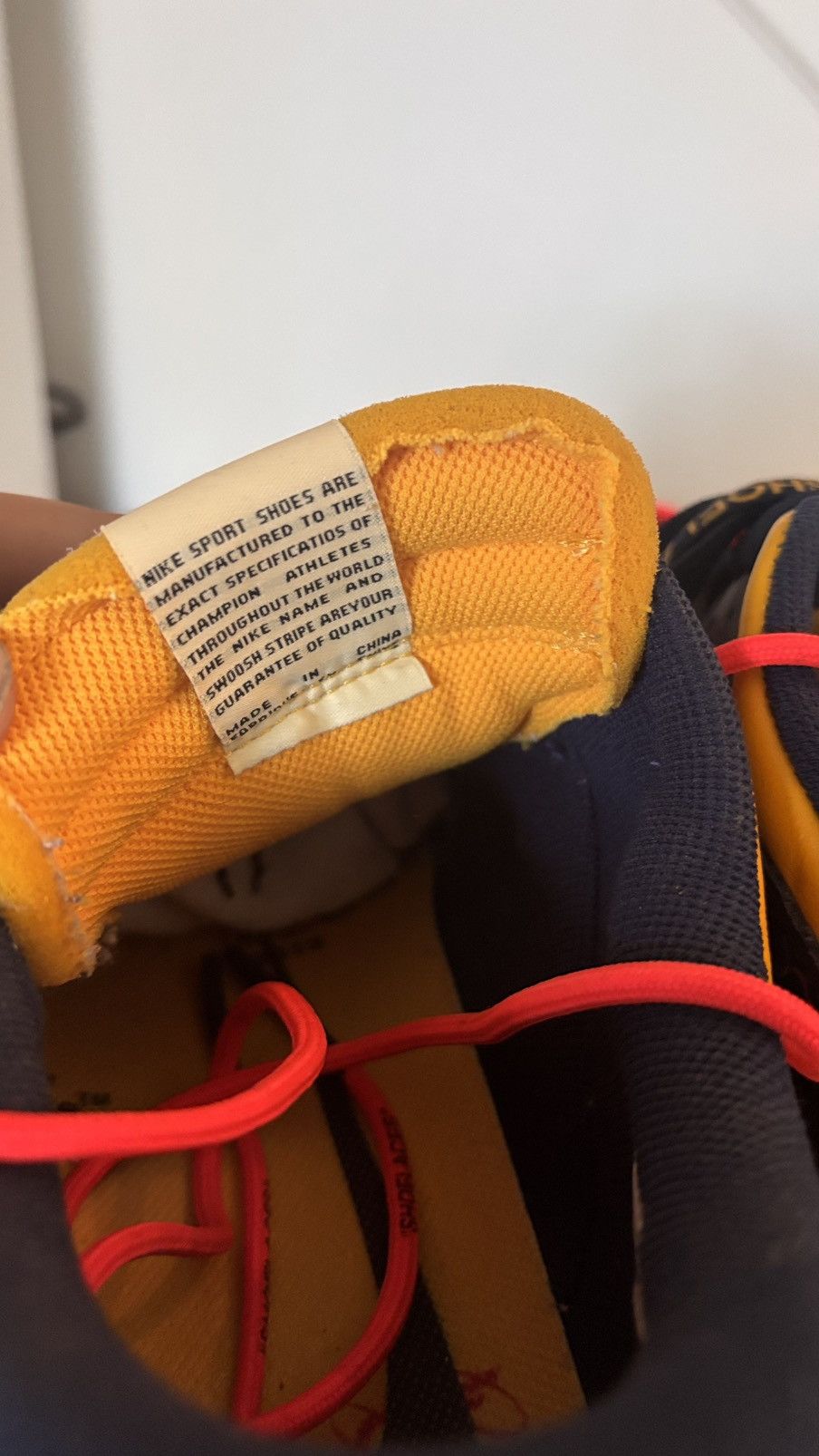 Nike × Off-White Nike X Off-White Dunk slow University Gold Size US 13 / EU 46 - 12 Thumbnail