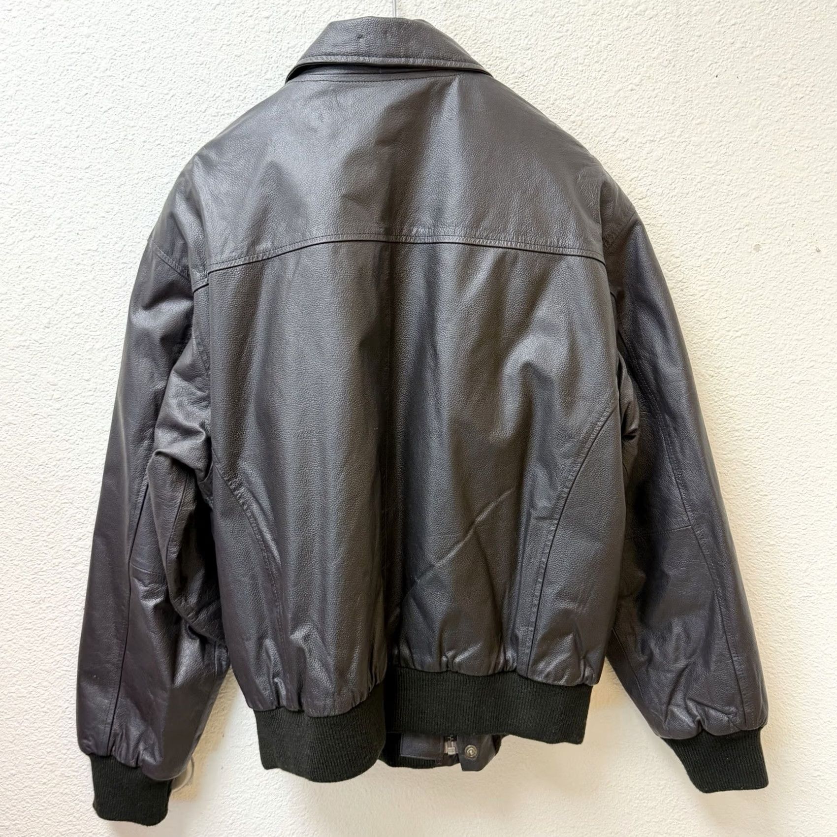Vintage VINTAGE US Army Air Force Leather Jacket Mens M Reg Black Flyer's A-2 Size US L / EU 52-54 / 3 - 5 Thumbnail