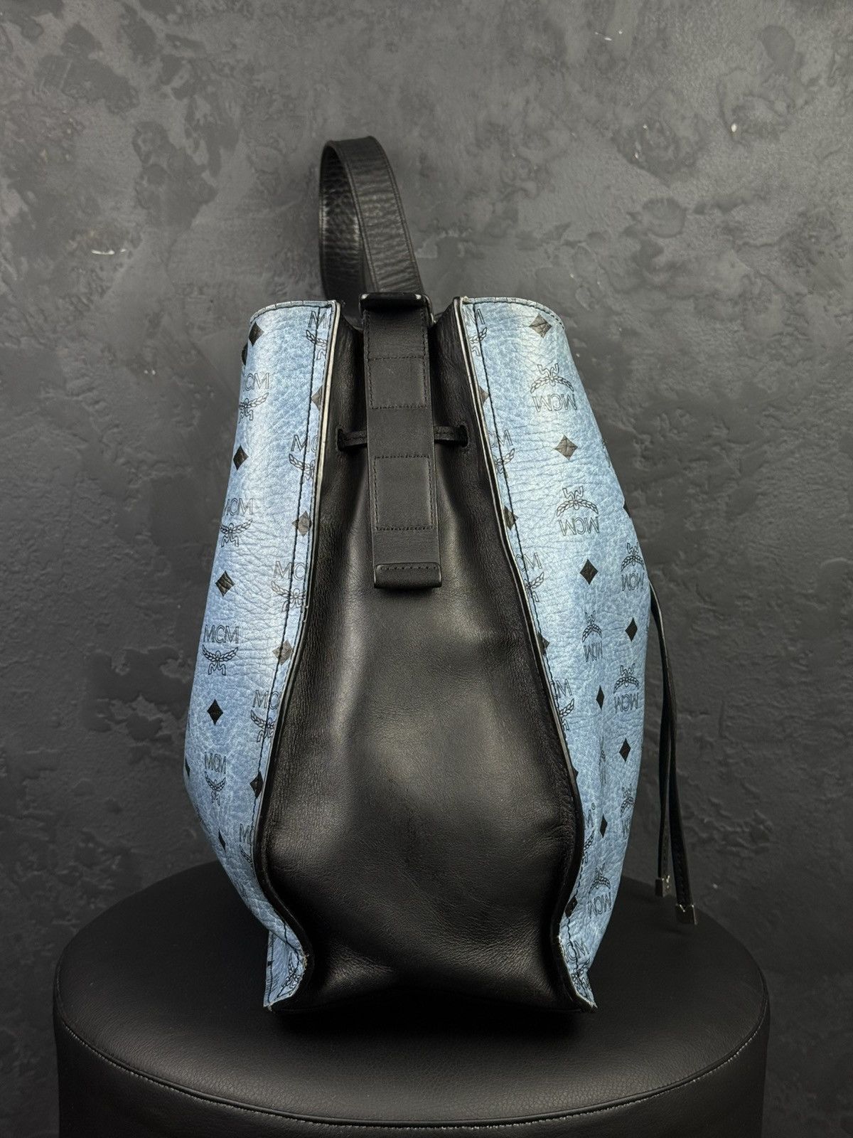 Maison Mollerus MCM Blue Visetos Drawstring Bucket Shoulder Bag Leather Size ONE SIZE - 9 Thumbnail