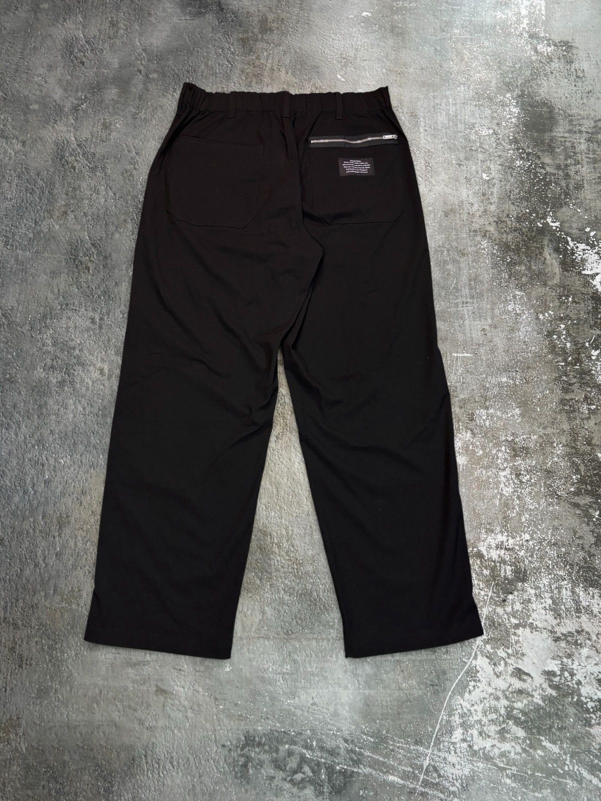 GU × Undercover Undercover x GU Multi Zip Cargo Pants. Size 33 x 29. Japan Size US 33 - 2 Thumbnail