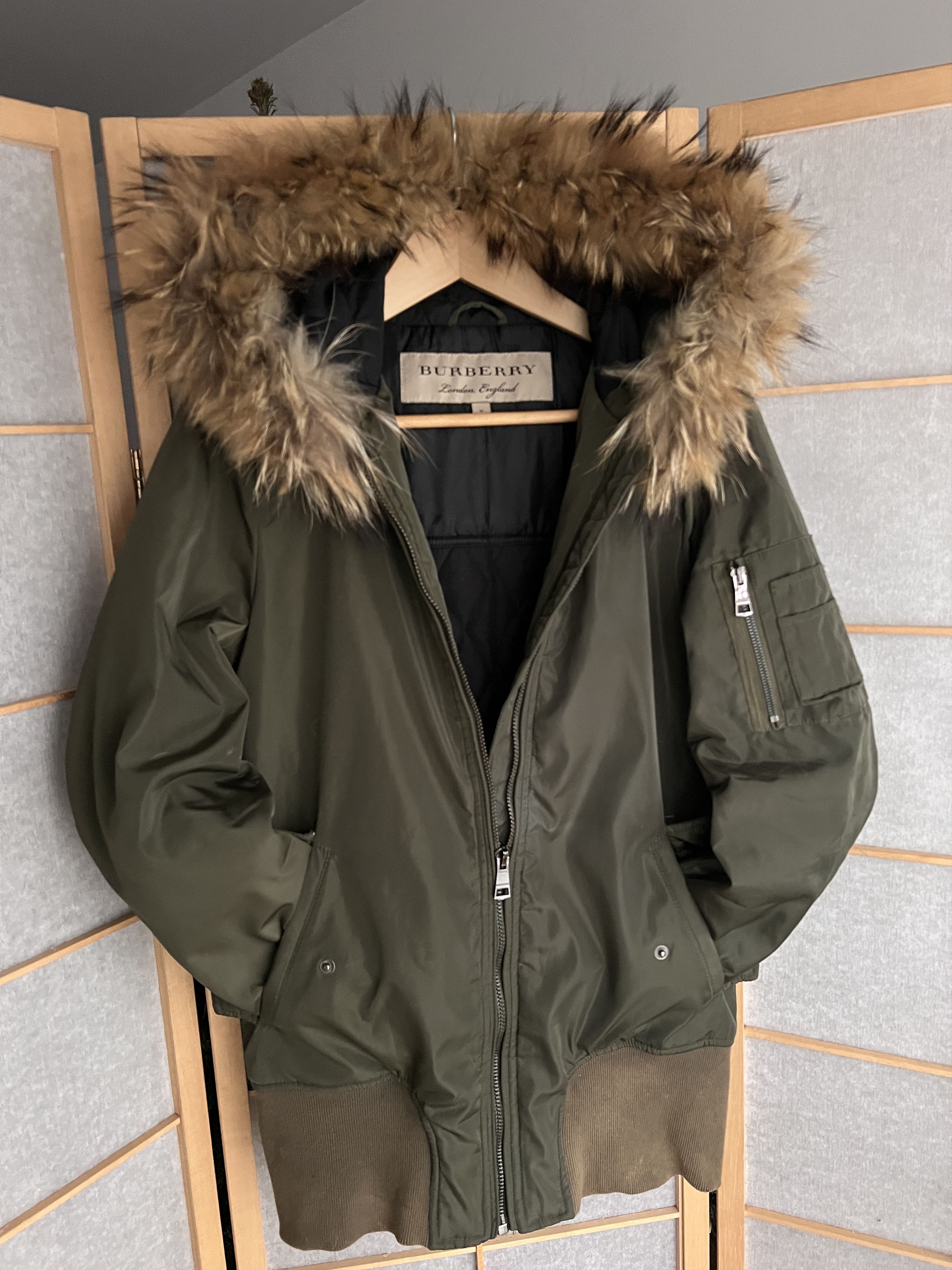 Burberry Burberry vintage faux fur hood bomber jacket avant garde y2k Size M / US 6-8 / IT 42-44 - 2 Thumbnail