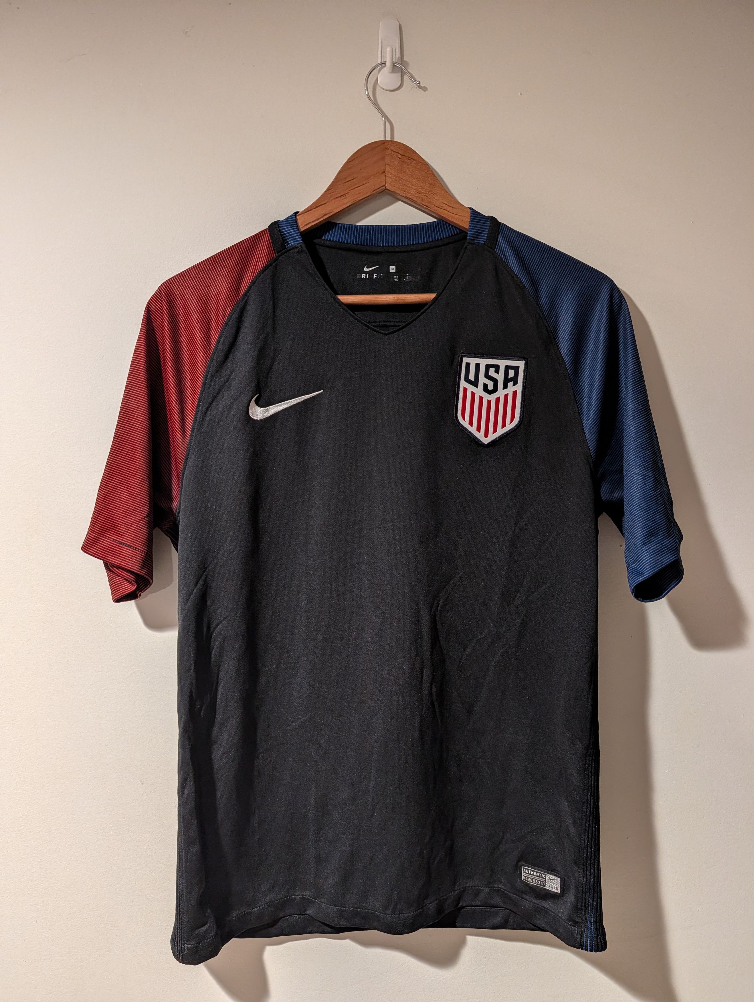 Nike USA Soccer Jersey Black Sleeves Dri-Fit Training Shirt