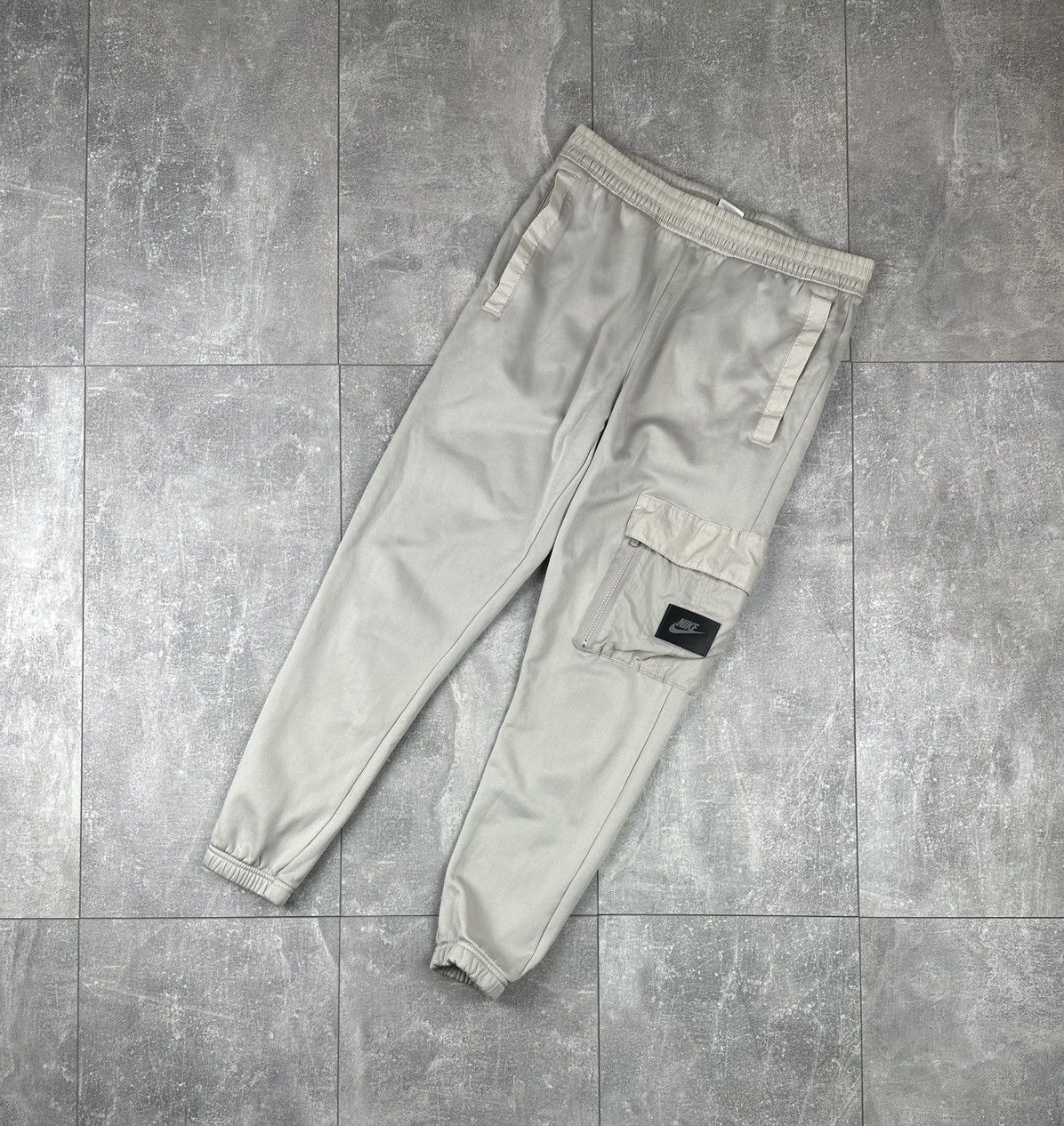 Nike Nike NSW Cargo Sweatpants Swoosh Logo Size US 30 / EU 46 - 2 Thumbnail