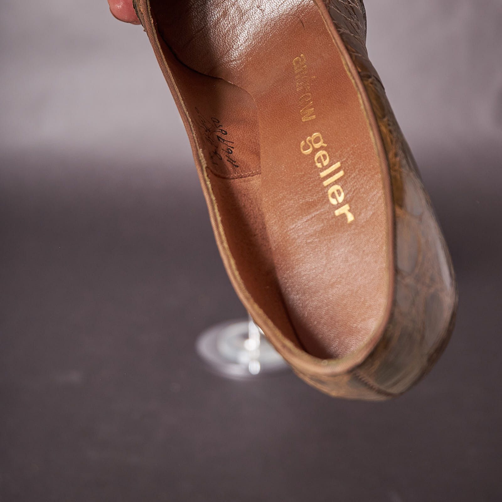 Vintage 1960s Olive Green Pressed Leather Skin Pumps Heels Shoes Size US 6.5 / IT 36.5 - 9 Thumbnail
