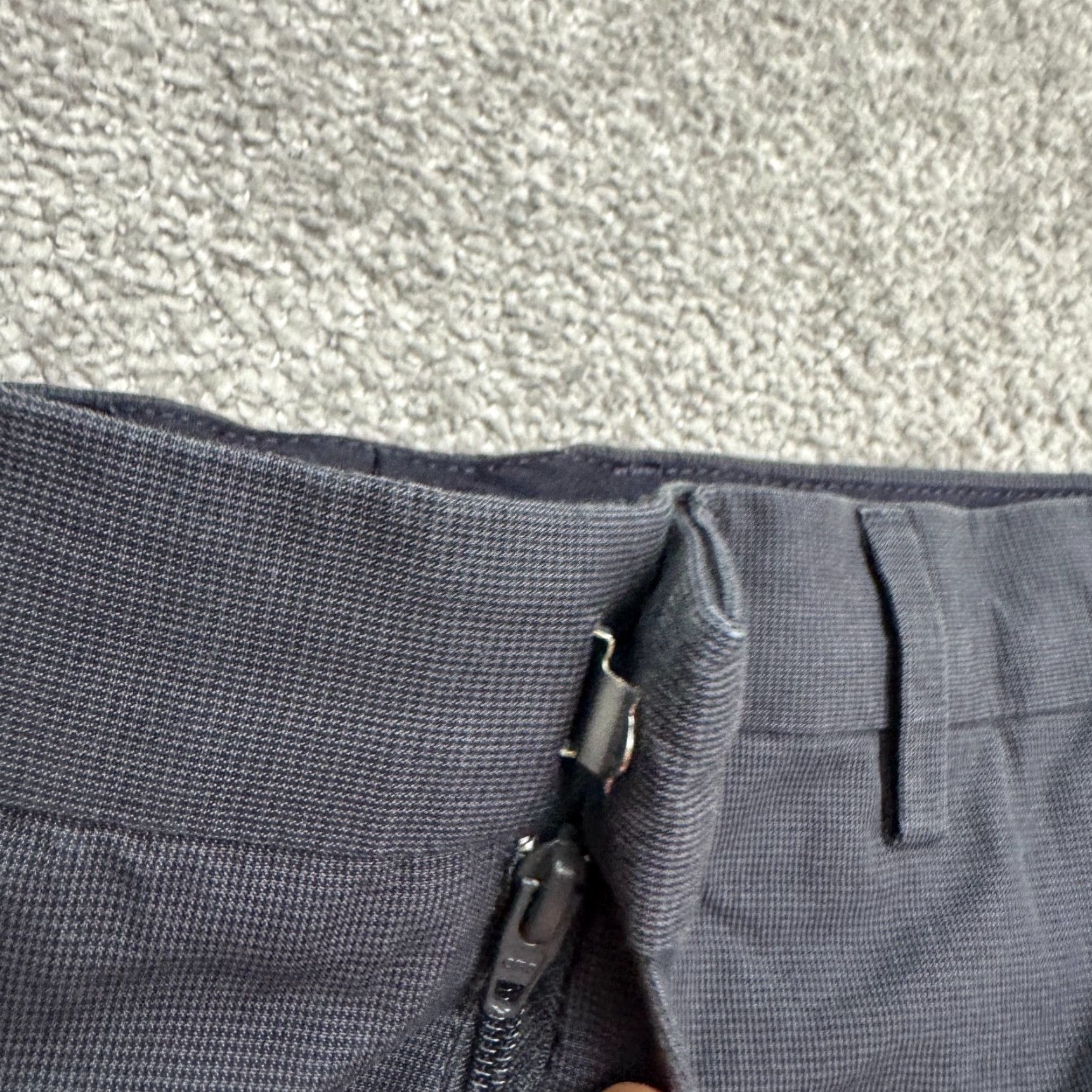Banana Republic Banana Republic Dress Pants Mens 32x30 Navy Blue Cotton Size US 32 / EU 48 - 3 Thumbnail