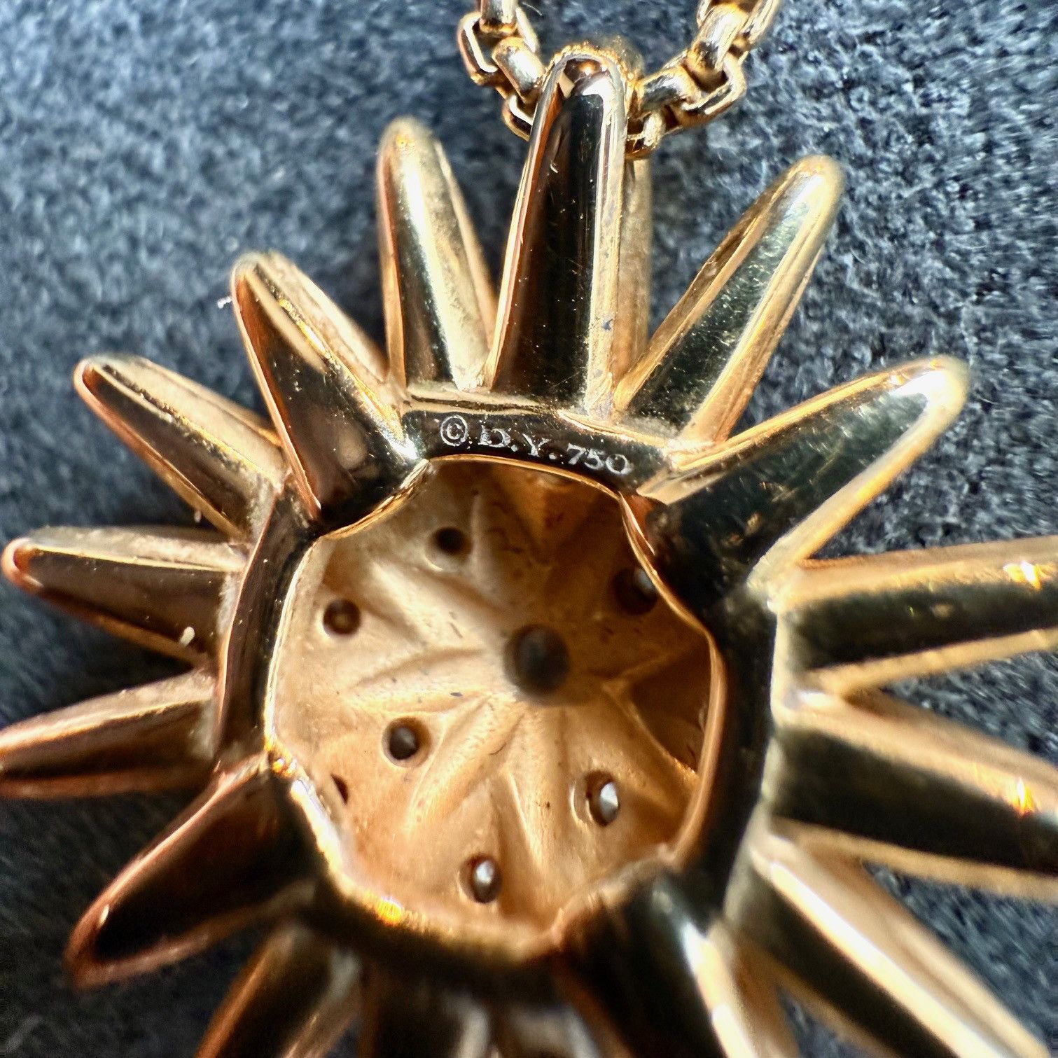 David Yurman David Yurman 18k Yellow Gold Diamond Starbust Necklace Size ONE SIZE - 9 Thumbnail