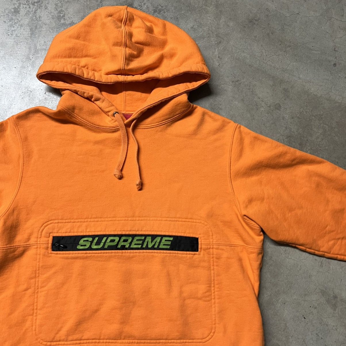 Hypebeast × Supreme SS19 Supreme Orange Anorak Hoodie Sweater Size US S / EU 44-46 / 1 - 2 Thumbnail