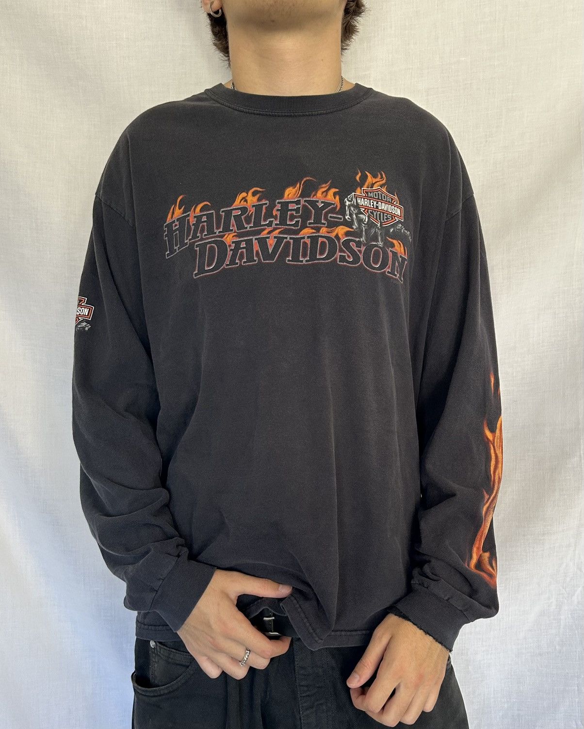 Vintage 1990s Harley Davidson Flame Black Long Sleeve Tee