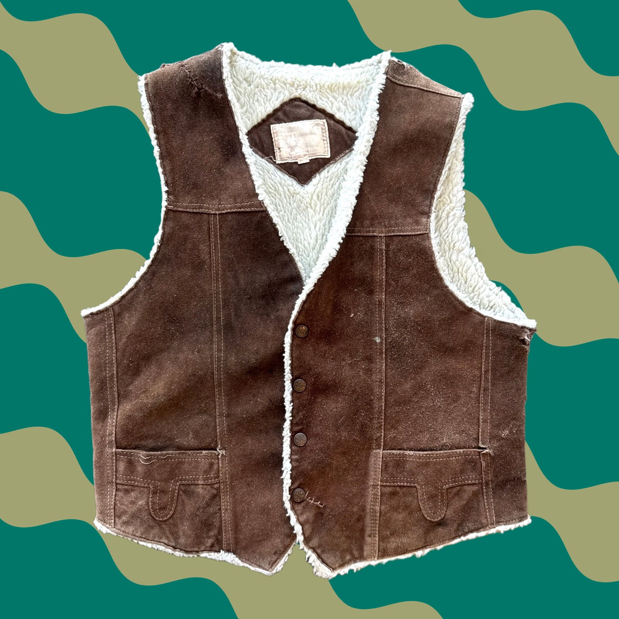 Vintage VINTAGE Leather Brown Button Up Vest Thrashed Men’s Medium Sherpa Lined Y2K Vest Brown M Mens Regular Shirt? Size US M / EU 48-50 / 2 - 1 Thumbnail