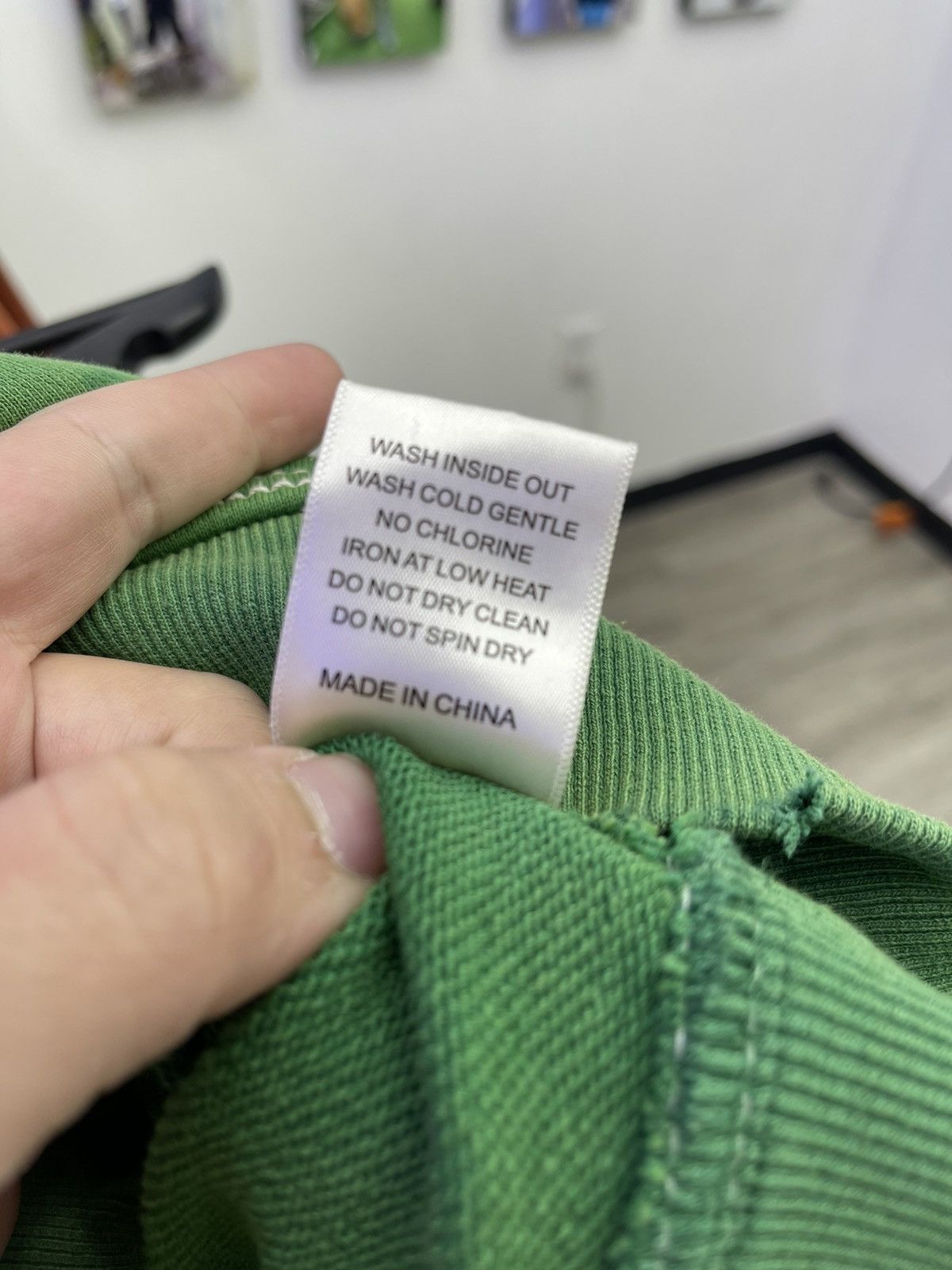 Vale Vale lives hoodie (green) Size US S / EU 44-46 / 1 - 6 Thumbnail