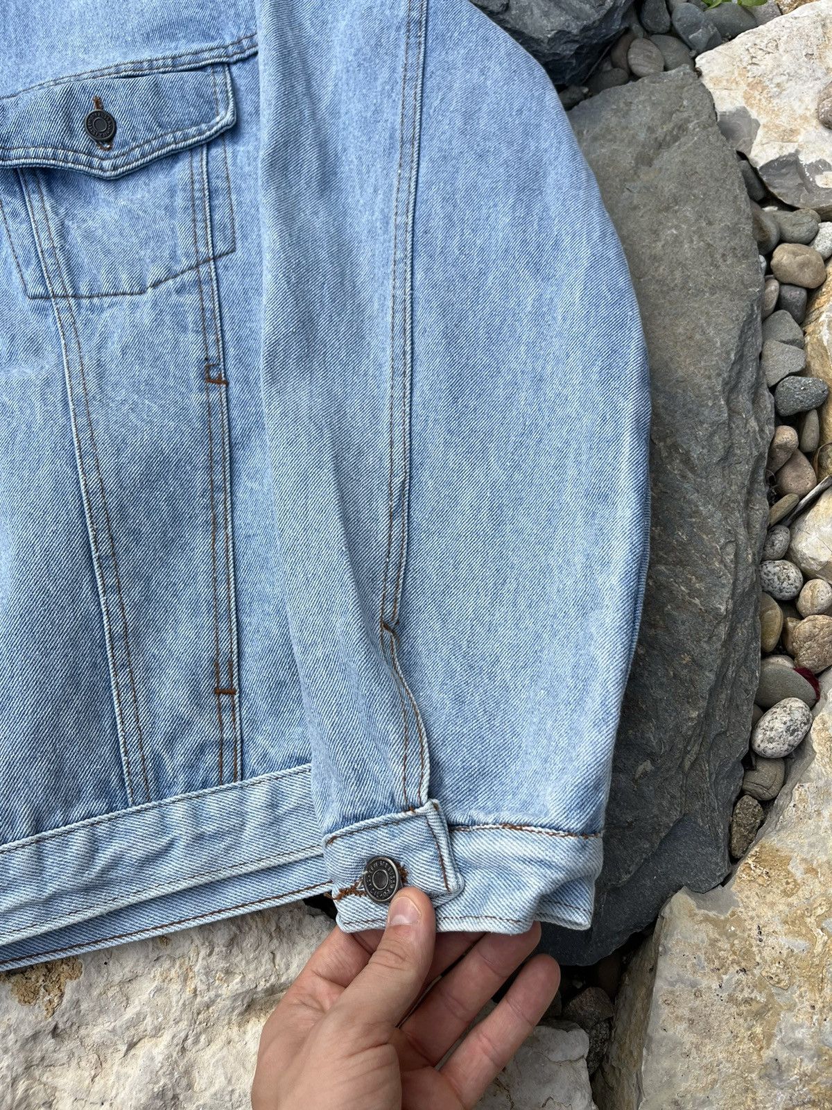 Levi's × Levi's Vintage Clothing × Vintage Vintage 80s Levi’s denim distressed trucker jacket washed Size US XL / EU 56 / 4 - 12 Thumbnail