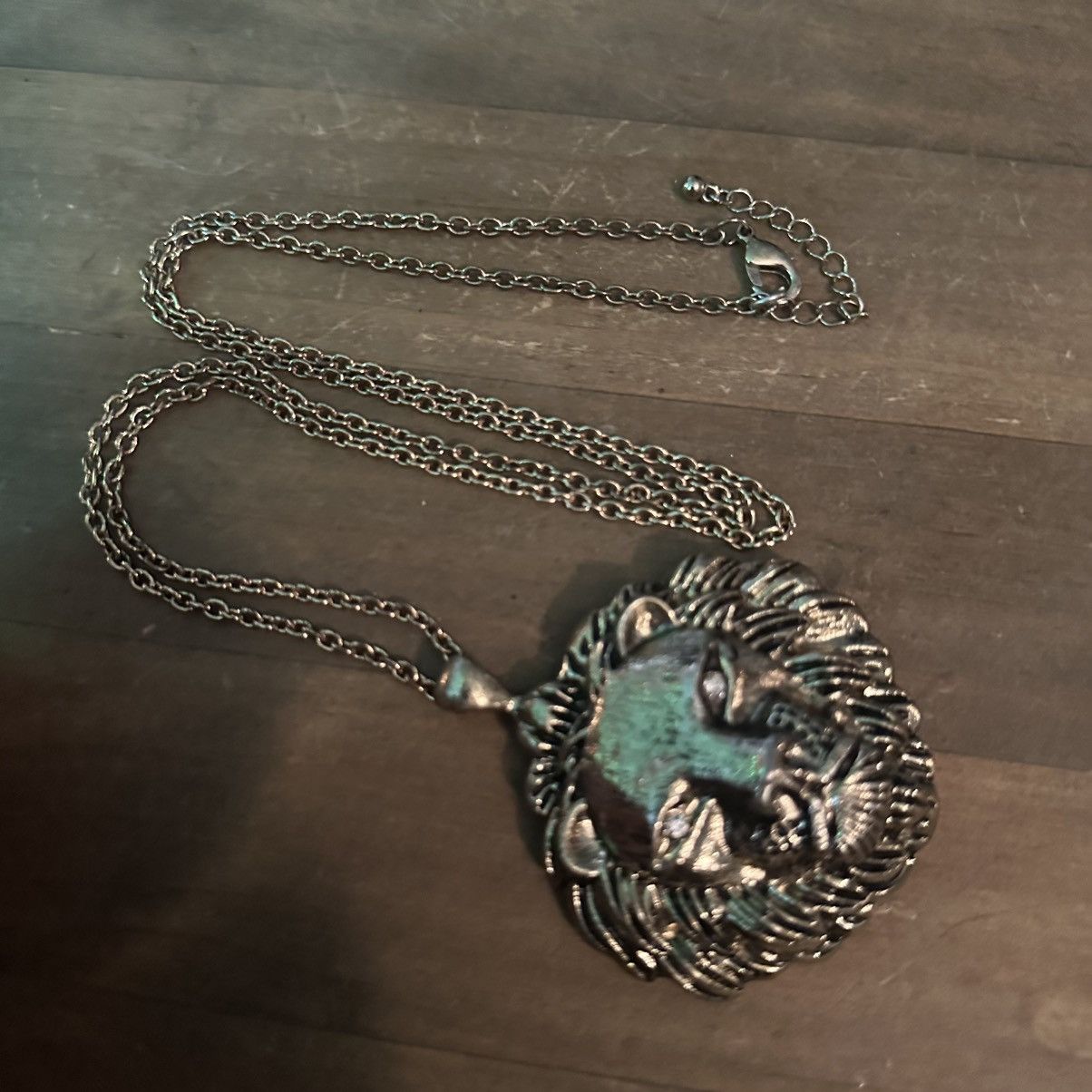 Other Long large lions head pendant necklace Size ONE SIZE - 2 Thumbnail