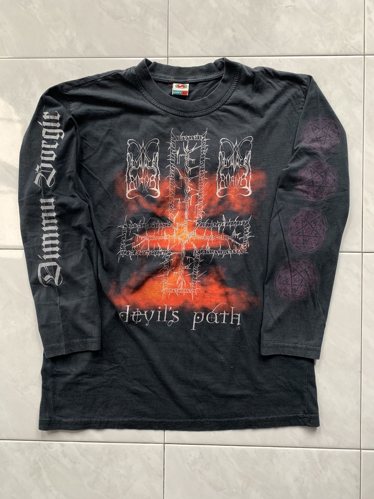 image of Band Tees x Vintage Long sleeve Dimmu Borgir Devils Path 1996 Black Metal, Men's (Size XL)