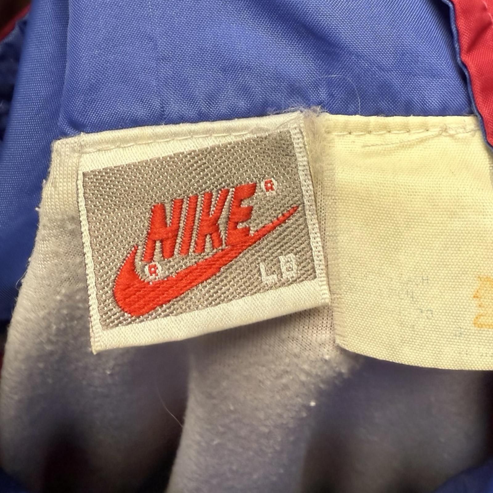Nike Nike Windbreaker — M — Size US M / EU 48-50 / 2 - 4 Thumbnail